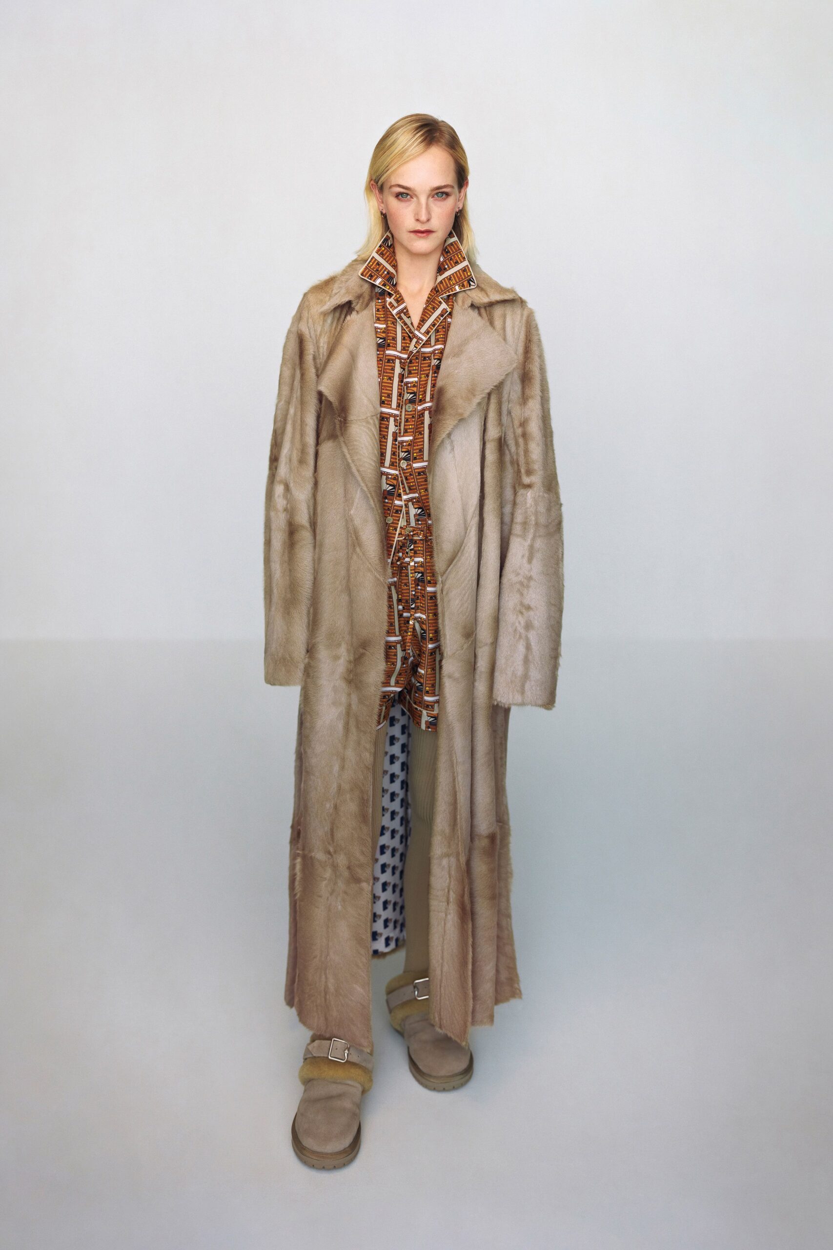 Burberry F/W 24 Look 420