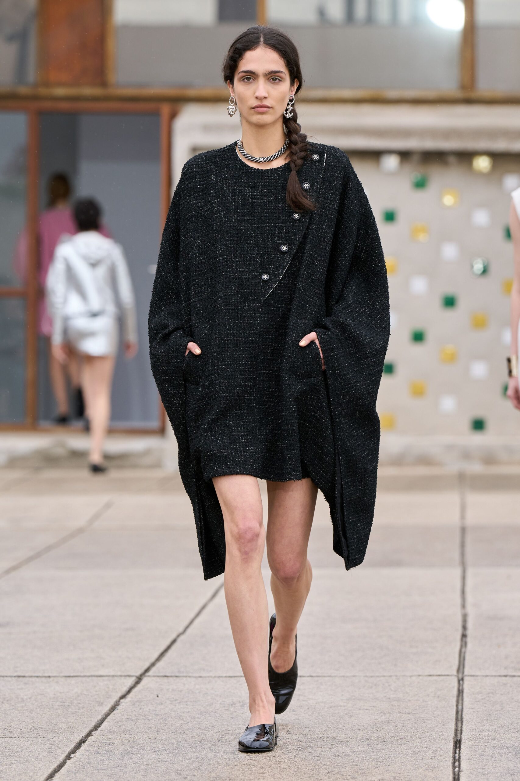 black tweed sleeveless collared relaxed buttoned layered dress
