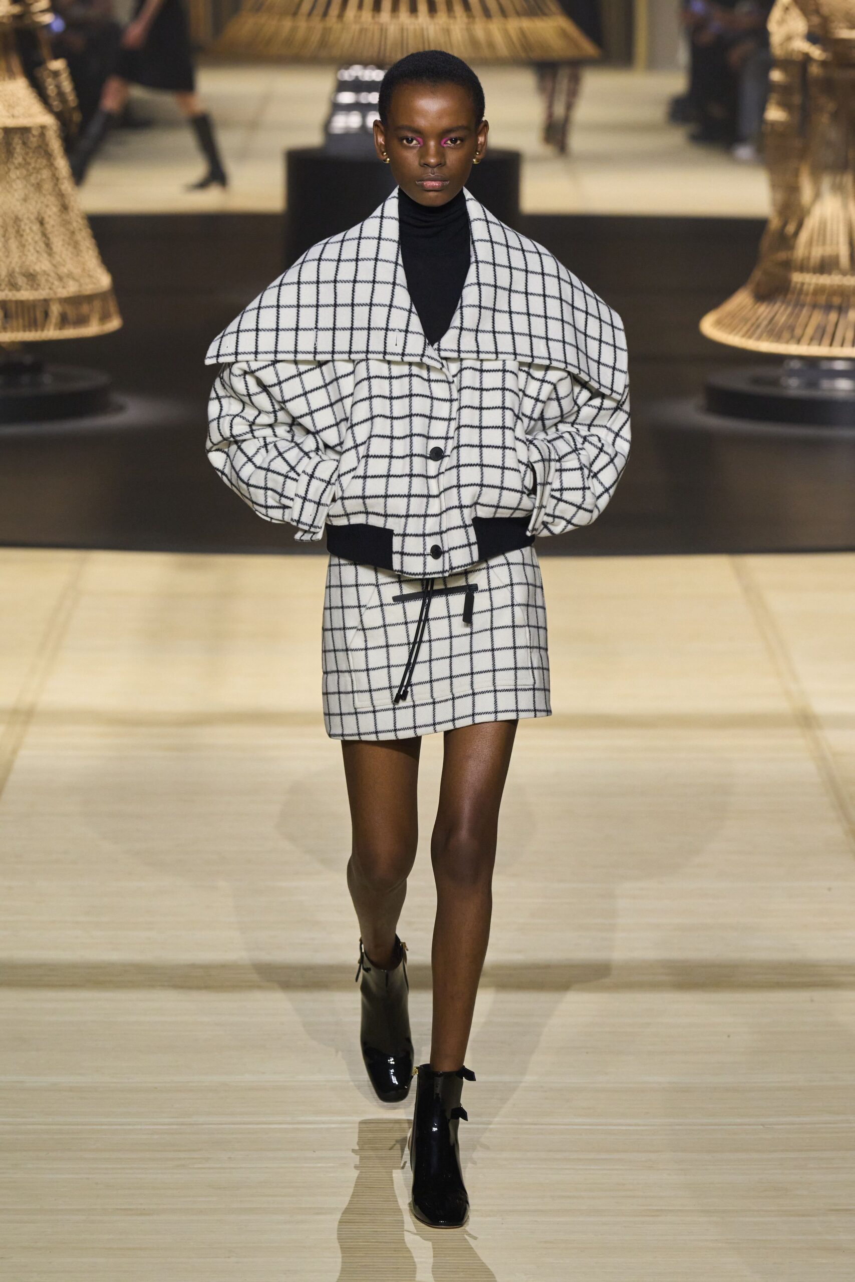 Christian Dior F/W 24 Look 595