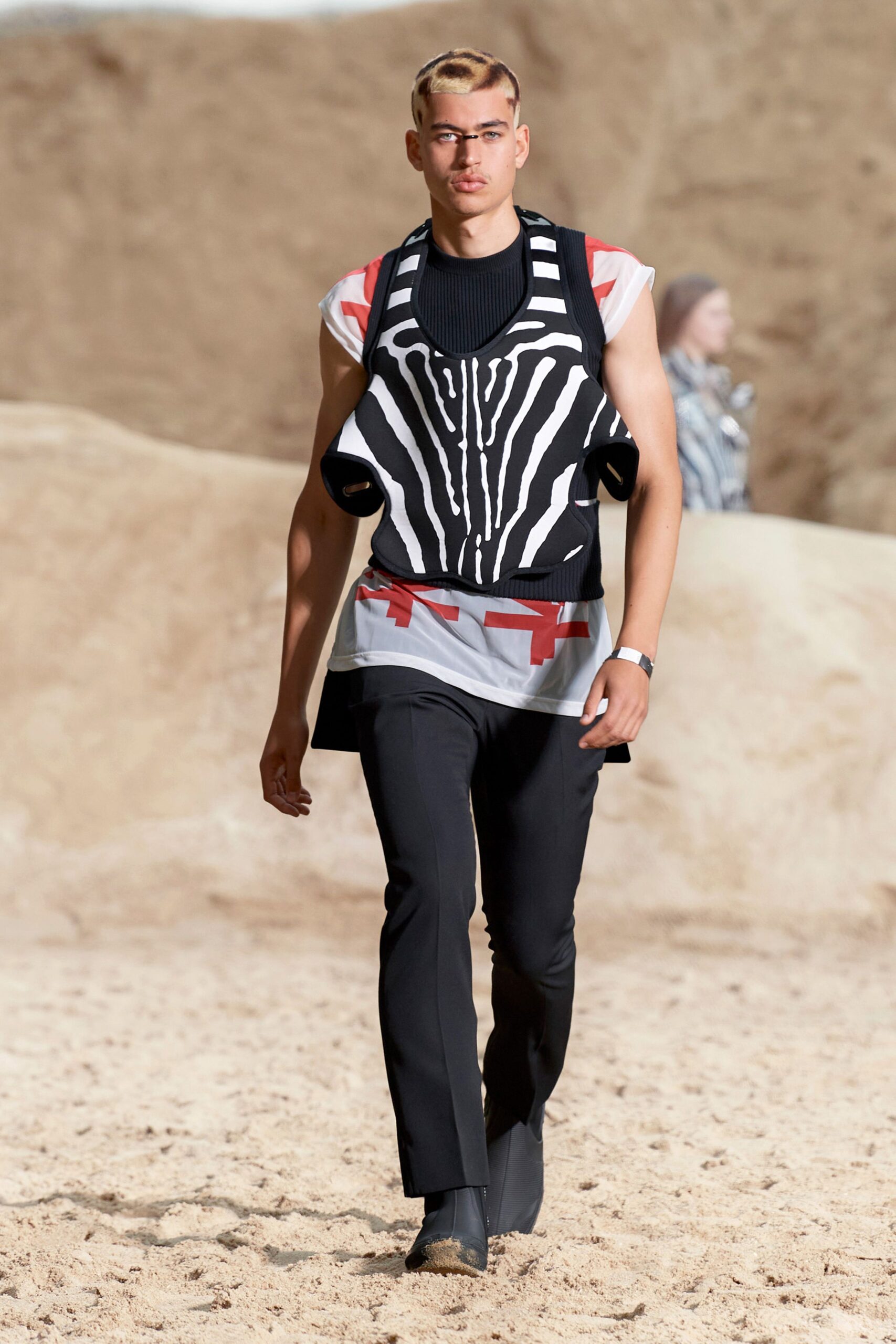 Burberry S/S 22 Menswear Look 454