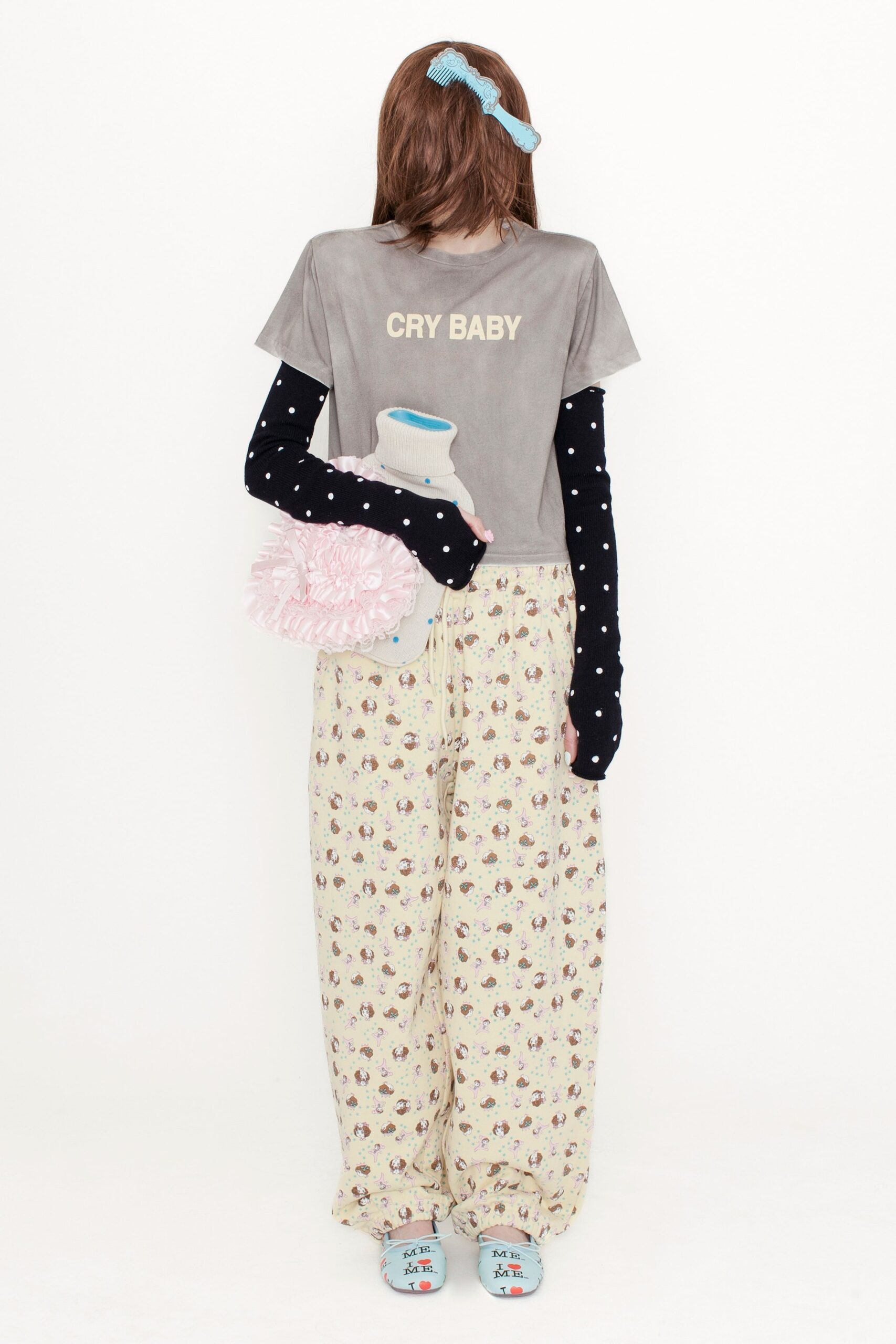 gray t-shirt with printed top