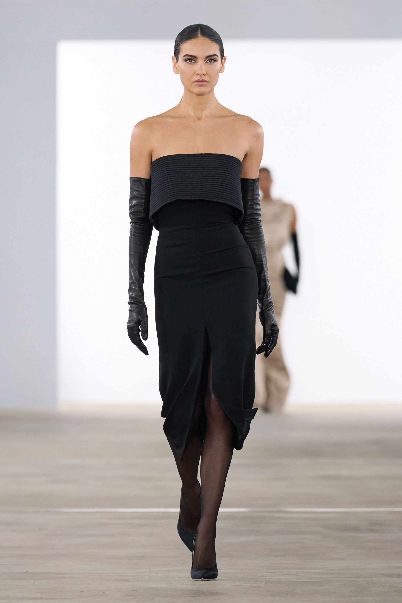 Badgley Mischka F/W 24 Look 407