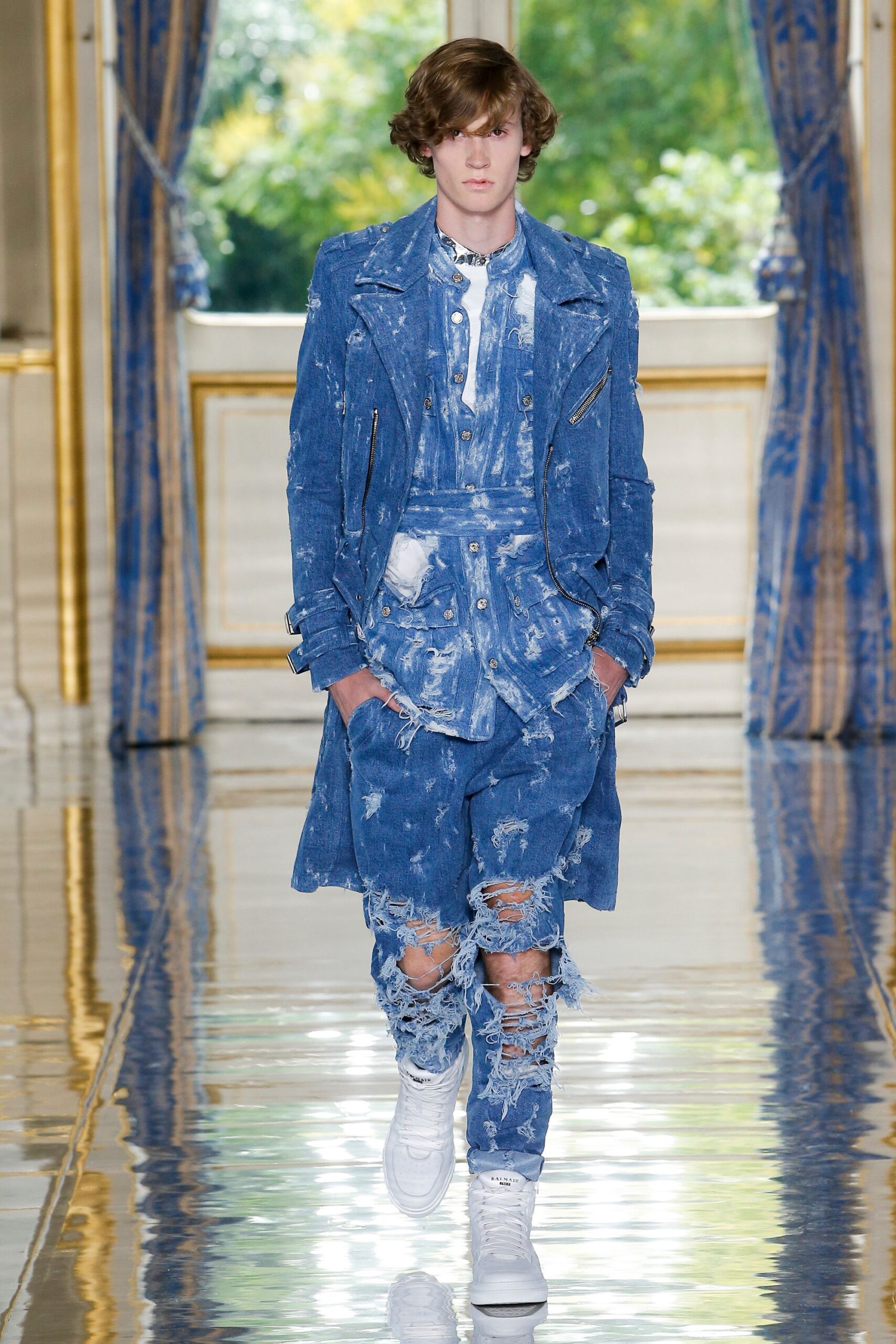 Balmain S/S 19 Menswear Look 646