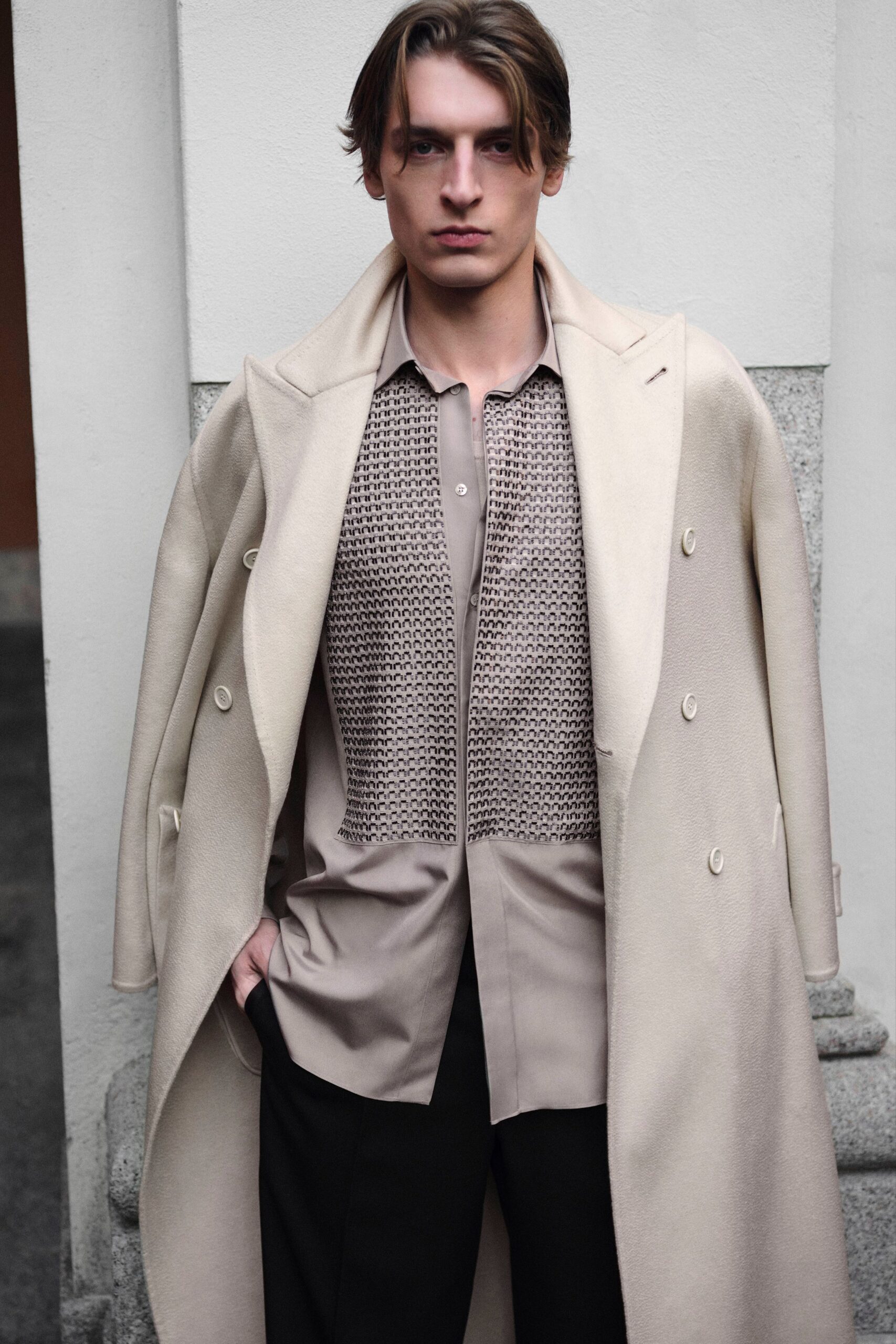gray cotton long-sleeve collared fitted textured shirt
