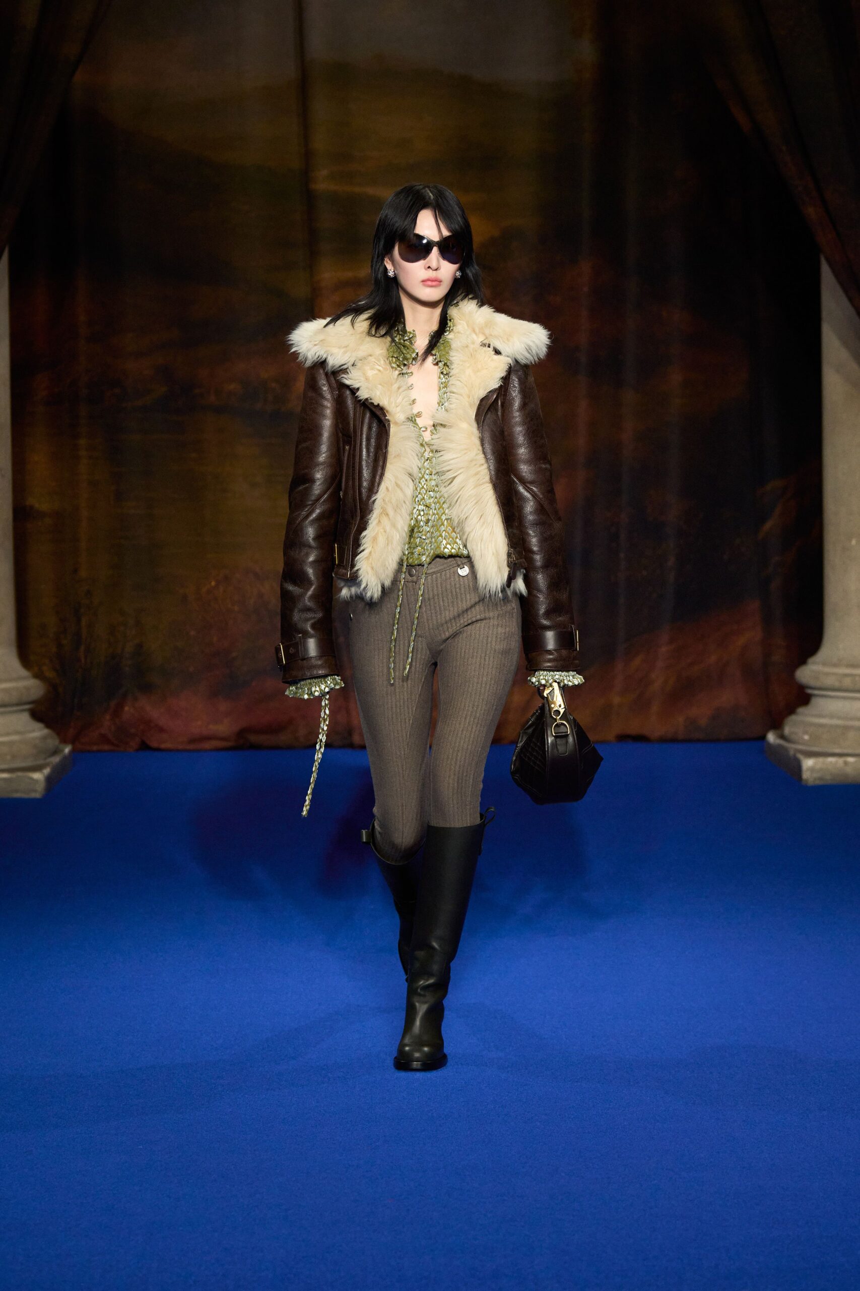 Burberry F/W 25 Look 288