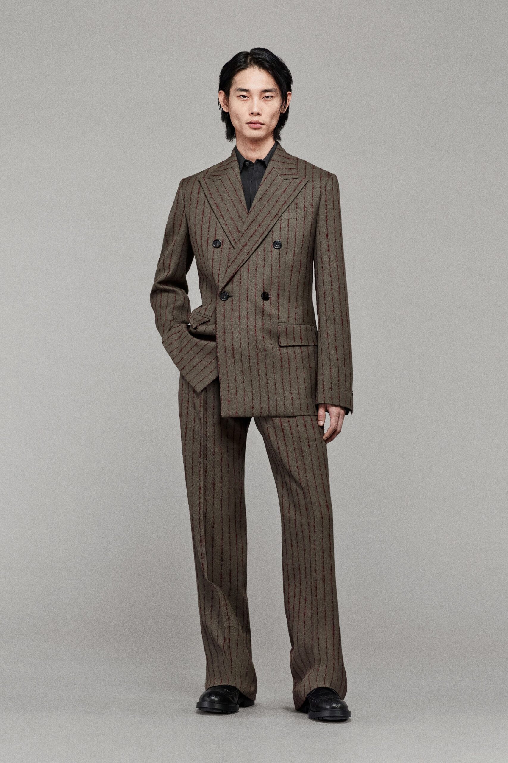 Burberry Resort 25 Look 512