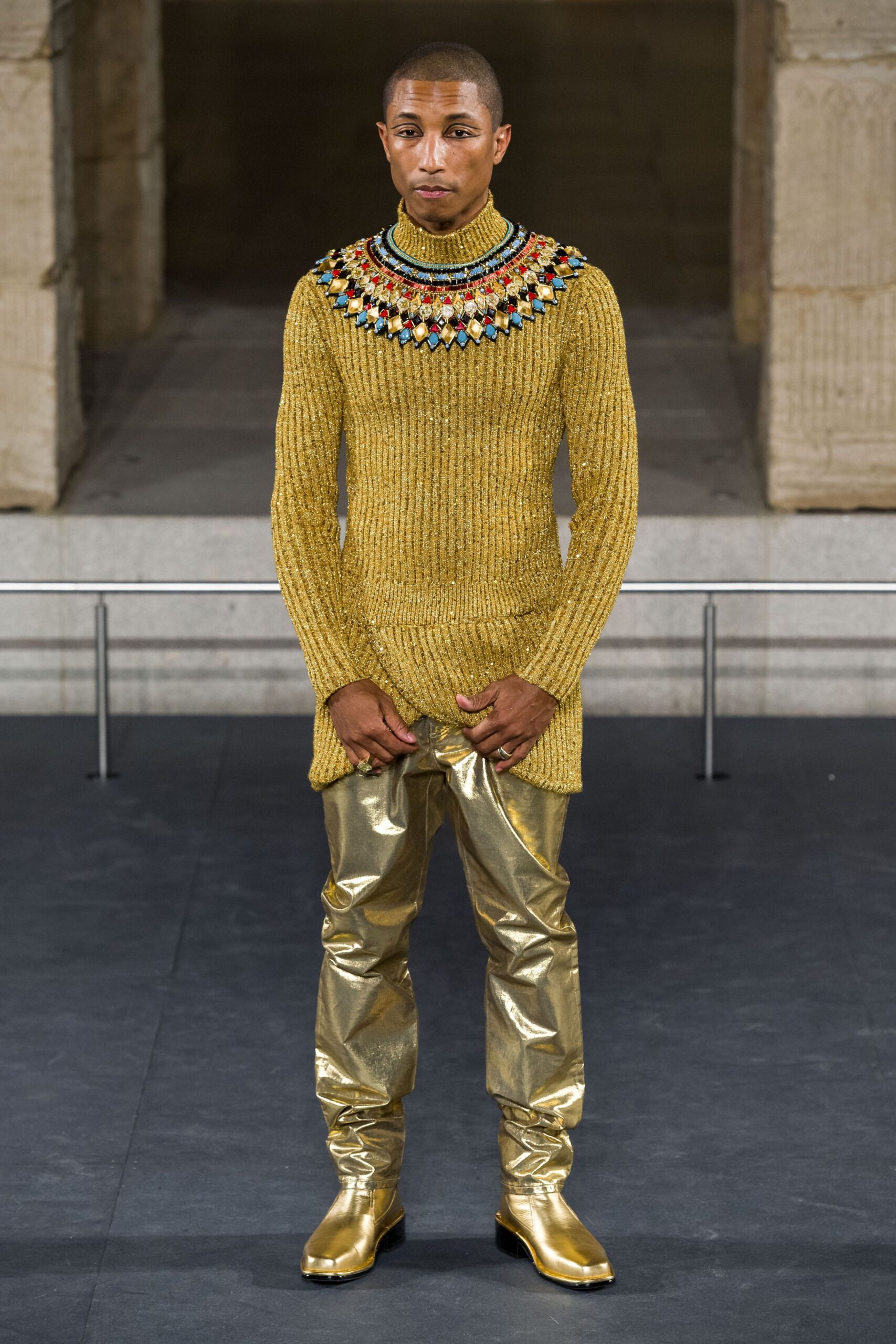 Chanel F/W 19 Look 579