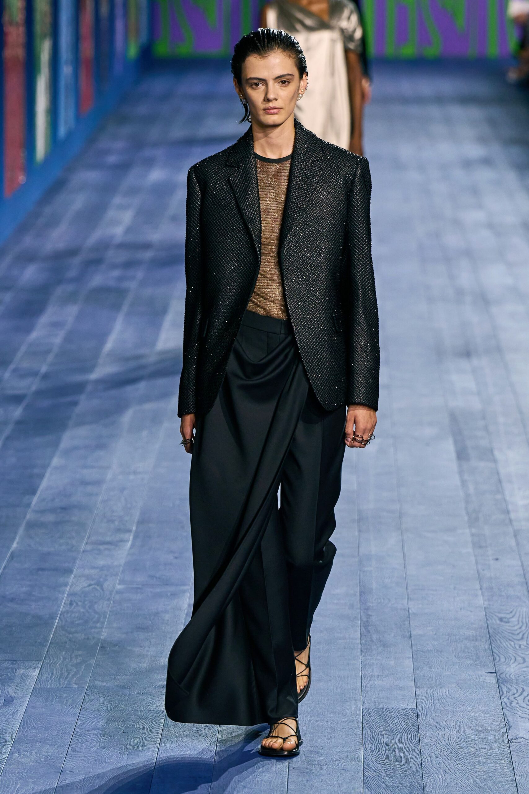 Christian Dior F/W 24 Couture Look 581