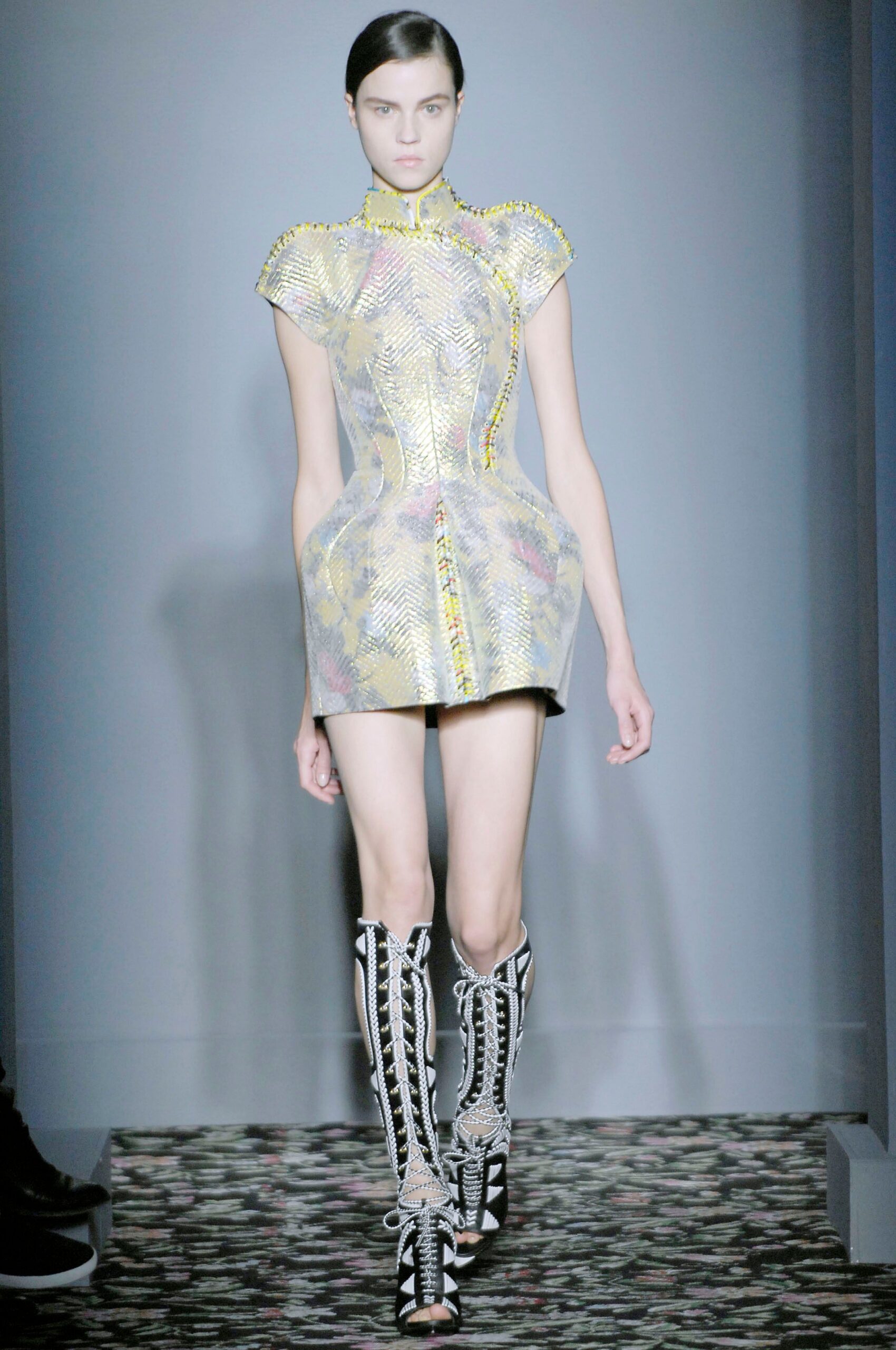 Balenciaga S/S 08 Look 25