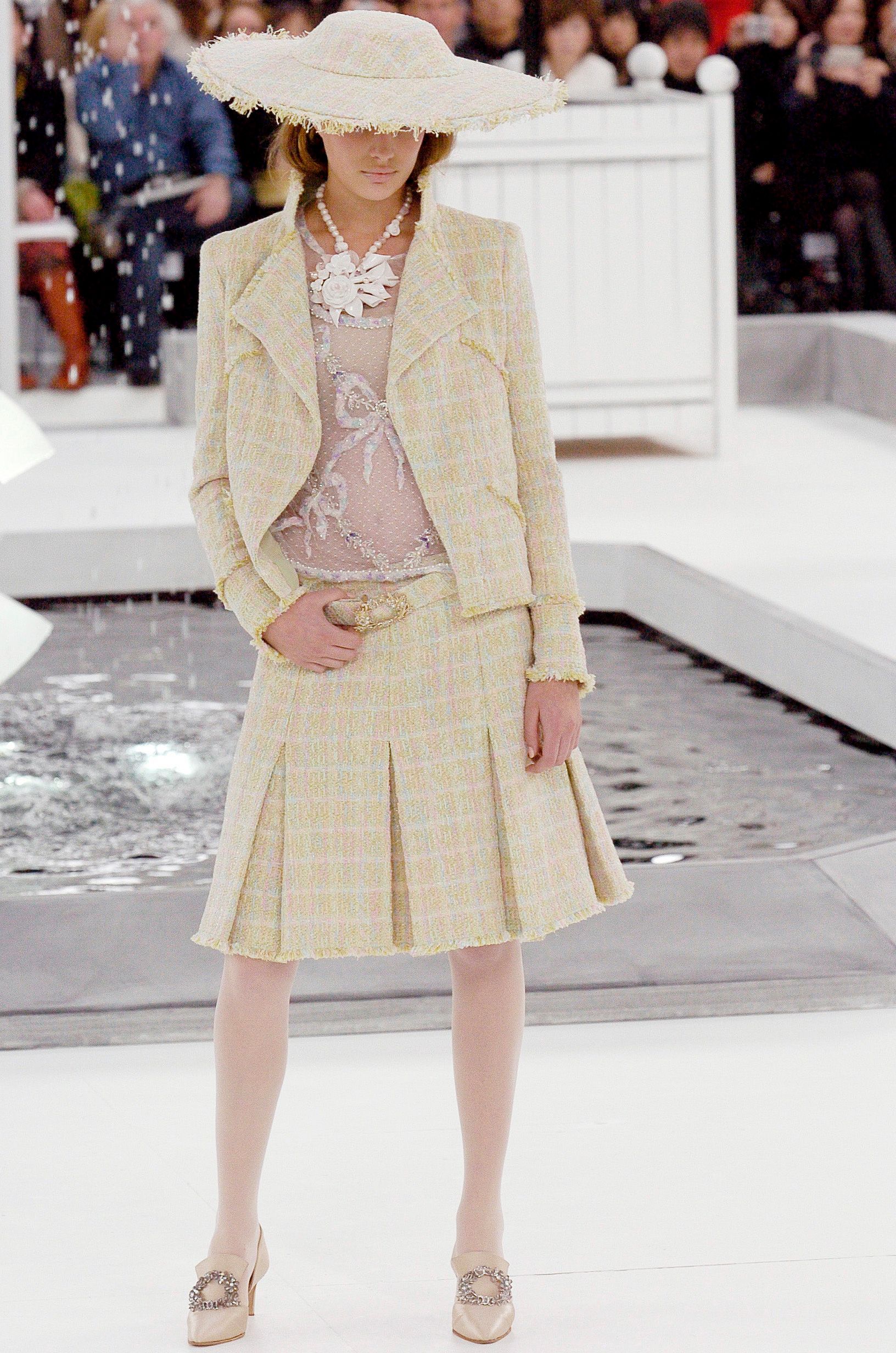 Chanel S/S 05 Couture Look 28