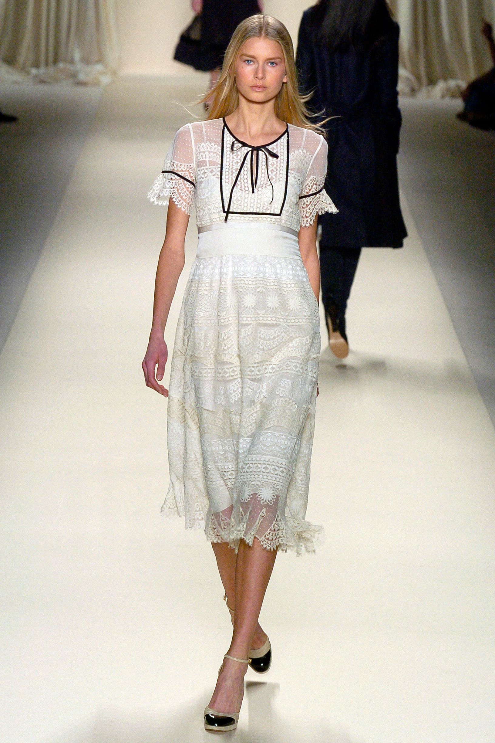 Chloé F/W 05 Look 37