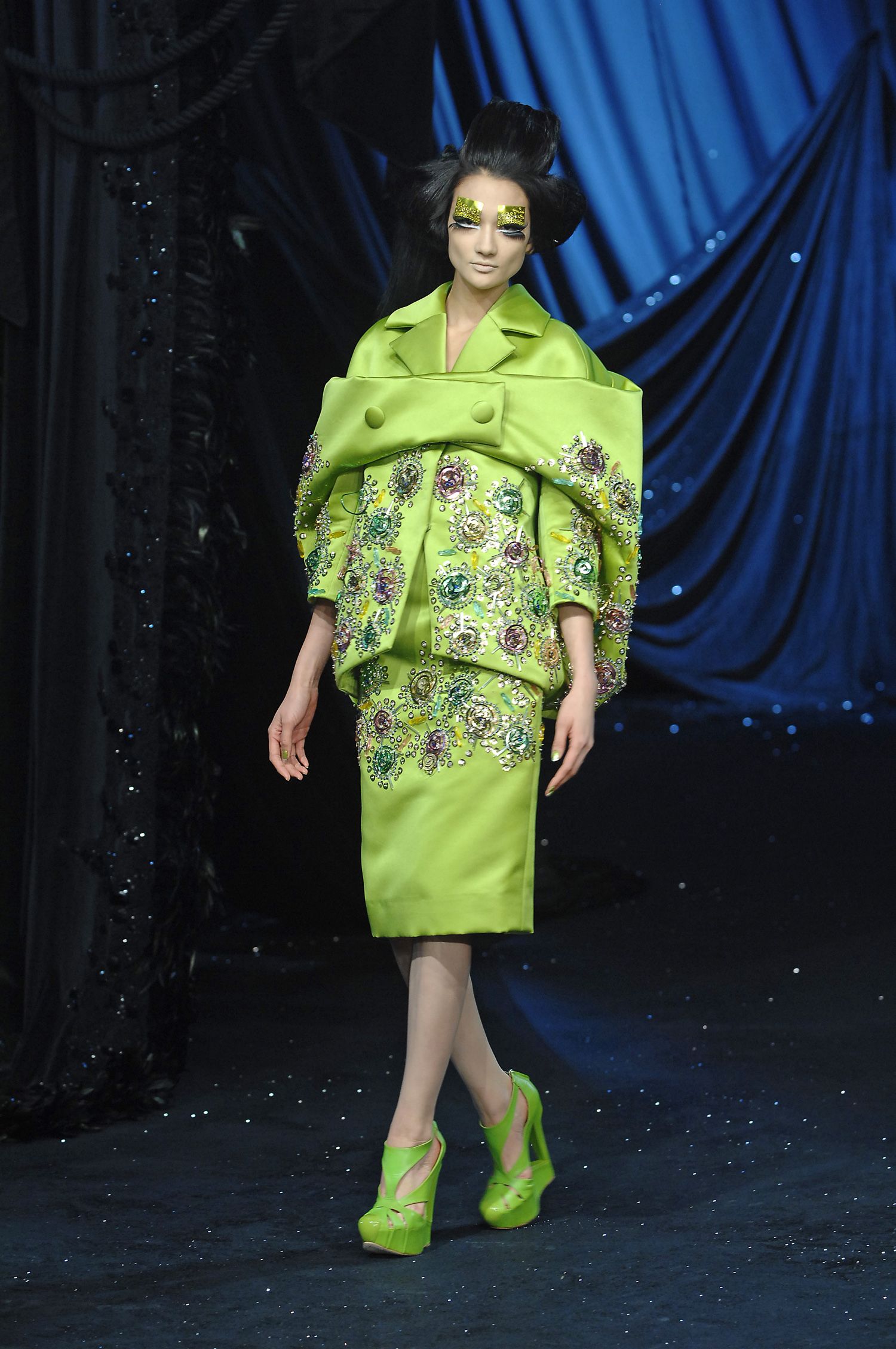 Christian Dior S/S 08 Couture Look 20