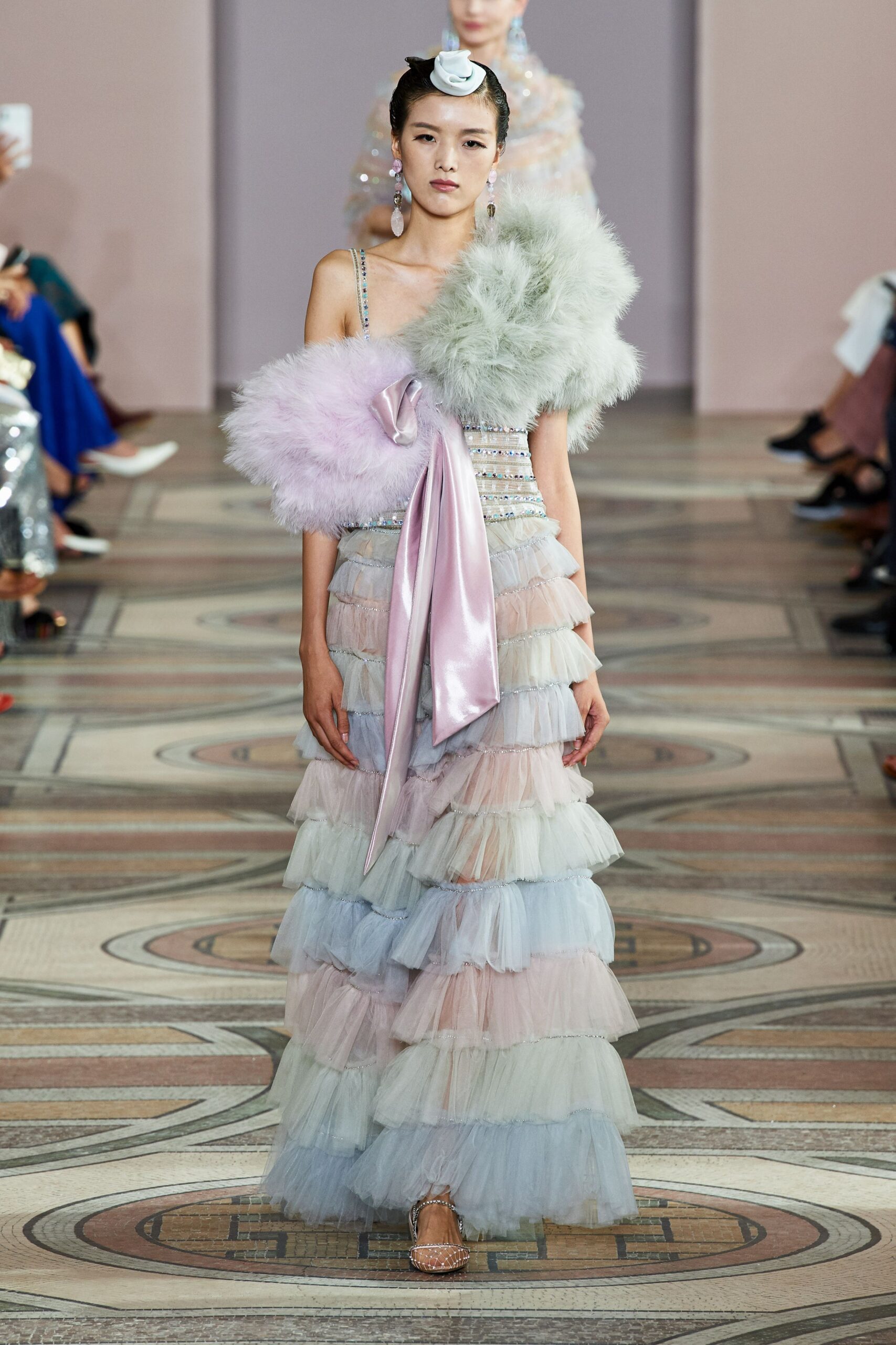 Armani Privé F/W 19 Couture Look 610