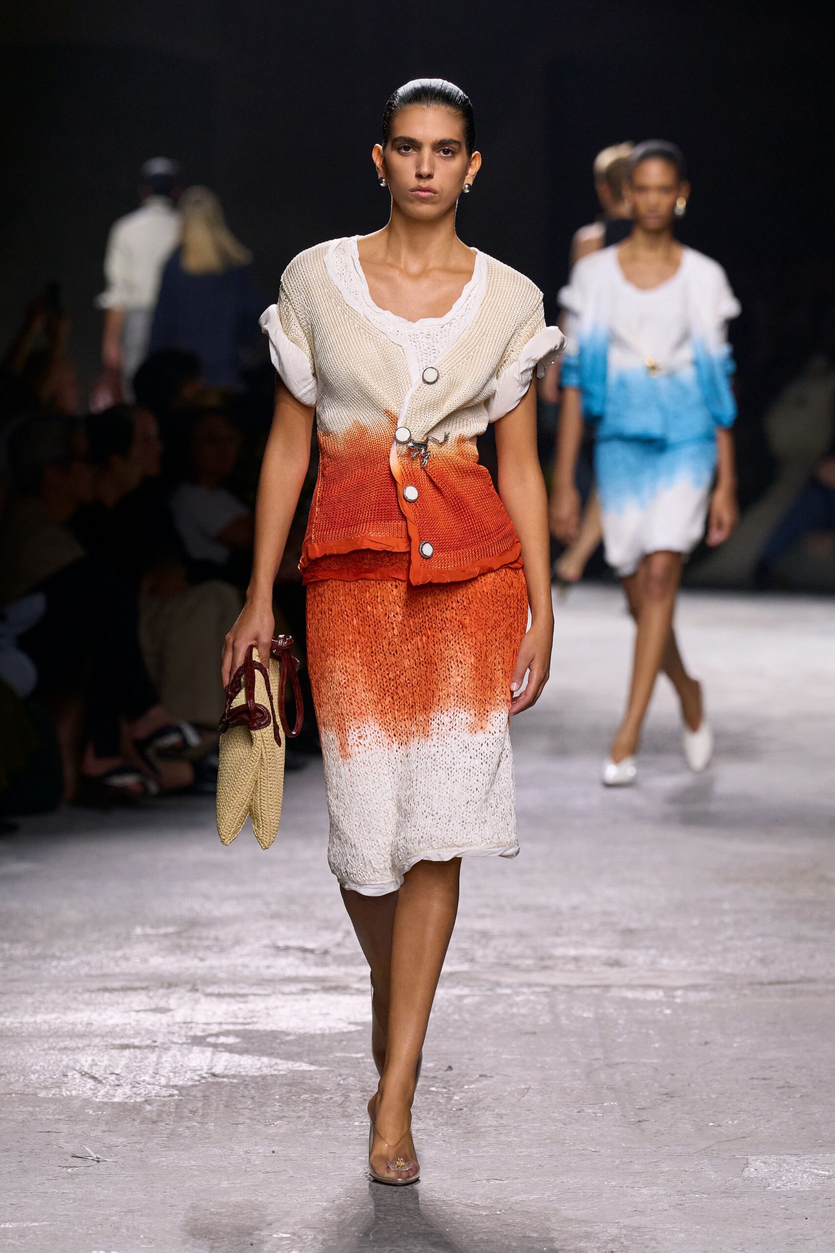 orange cotton short-sleeve v-neck fitted buttoned color-blocked top