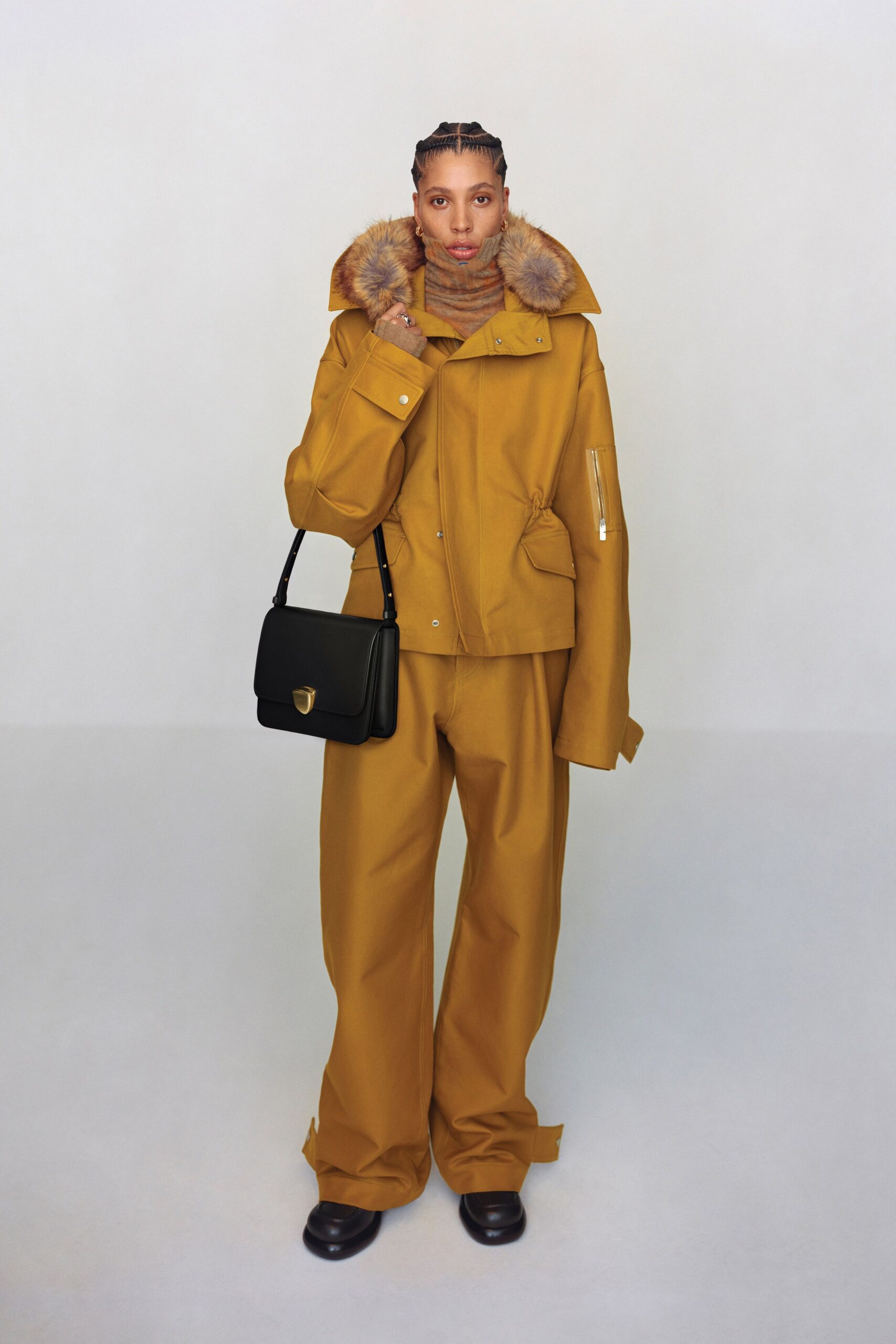Burberry F/W 24 Look 449