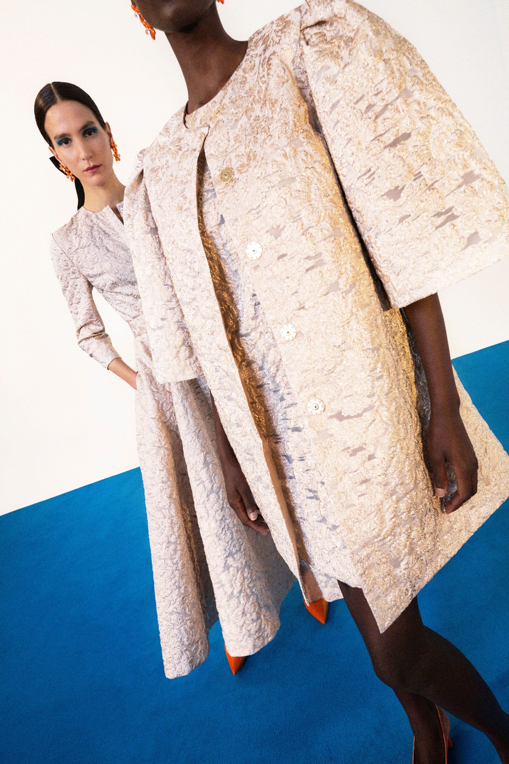 beige brocade short-sleeve collared relaxed buttoned midi coat