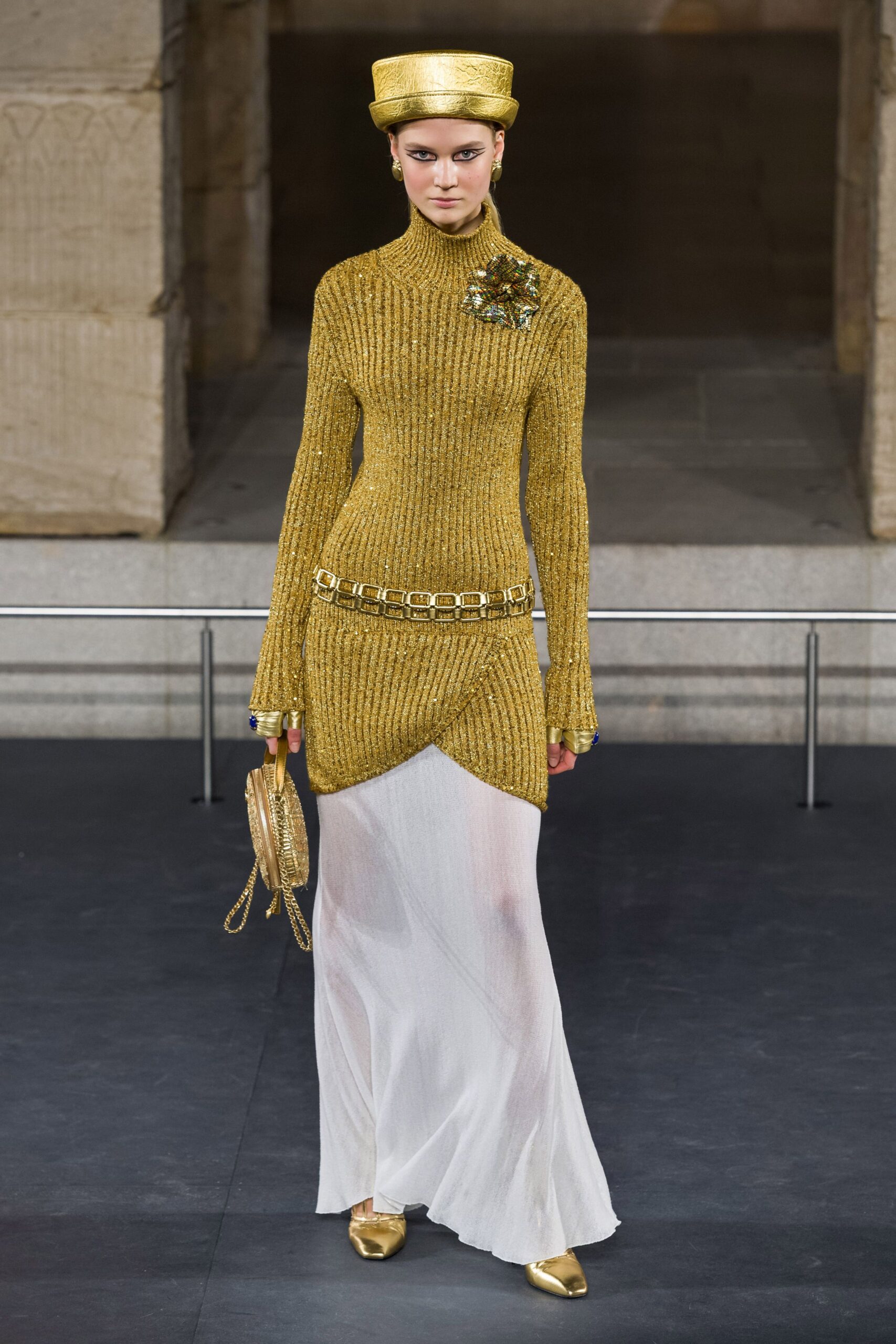 Chanel F/W 19 Look 599