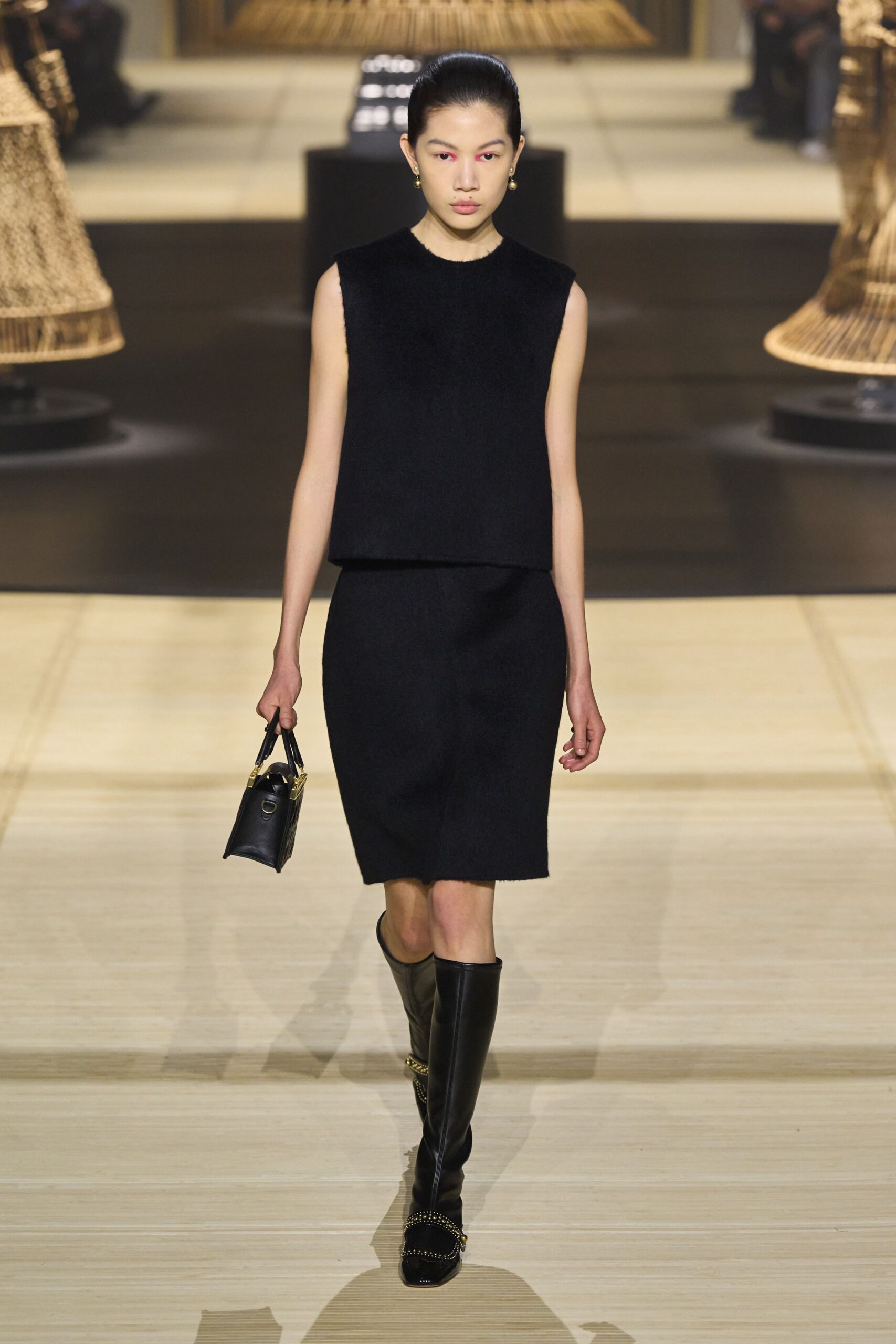 Christian Dior F/W 24 Look 624