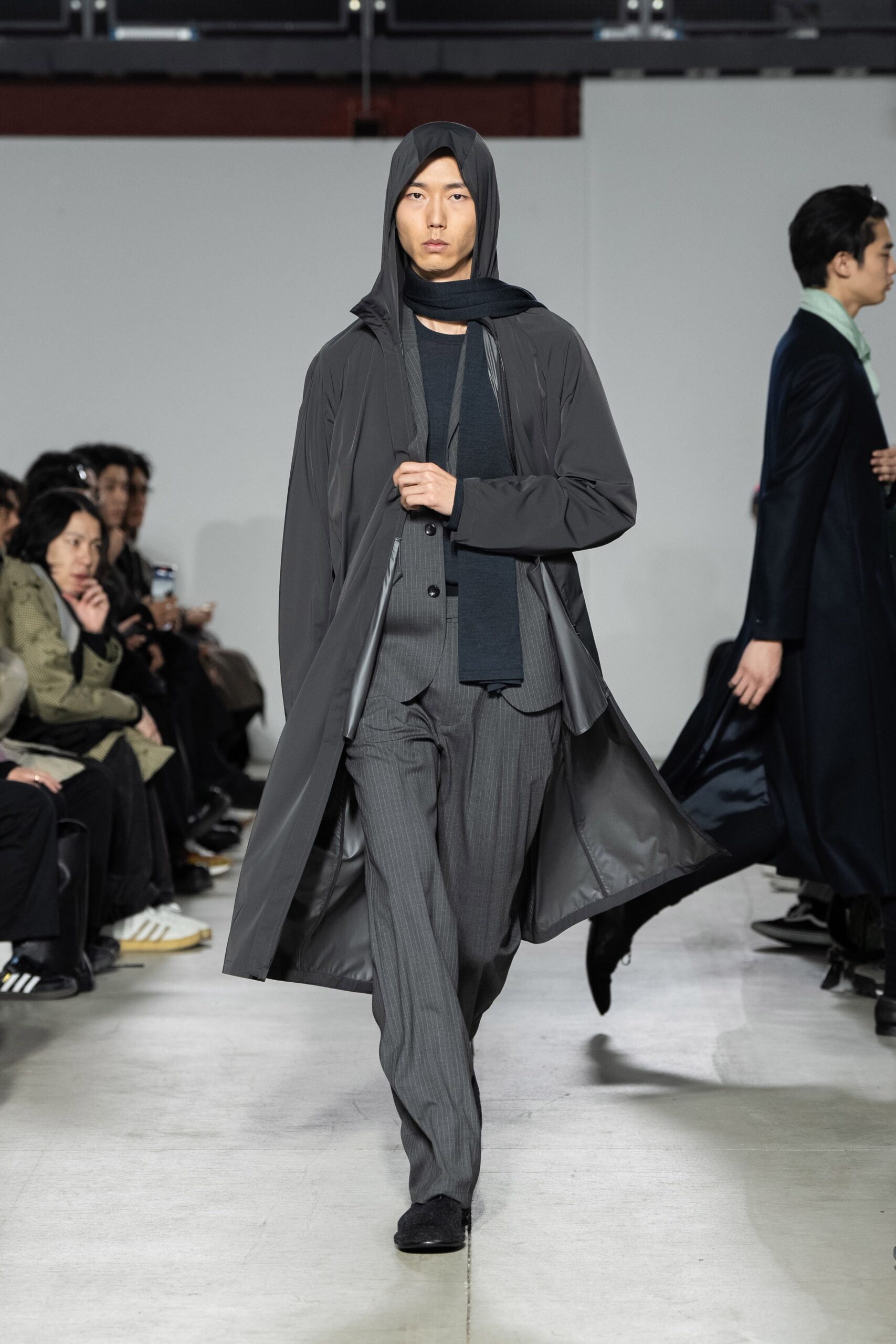 gray cotton long-sleeve collared relaxed zippered maxi coat