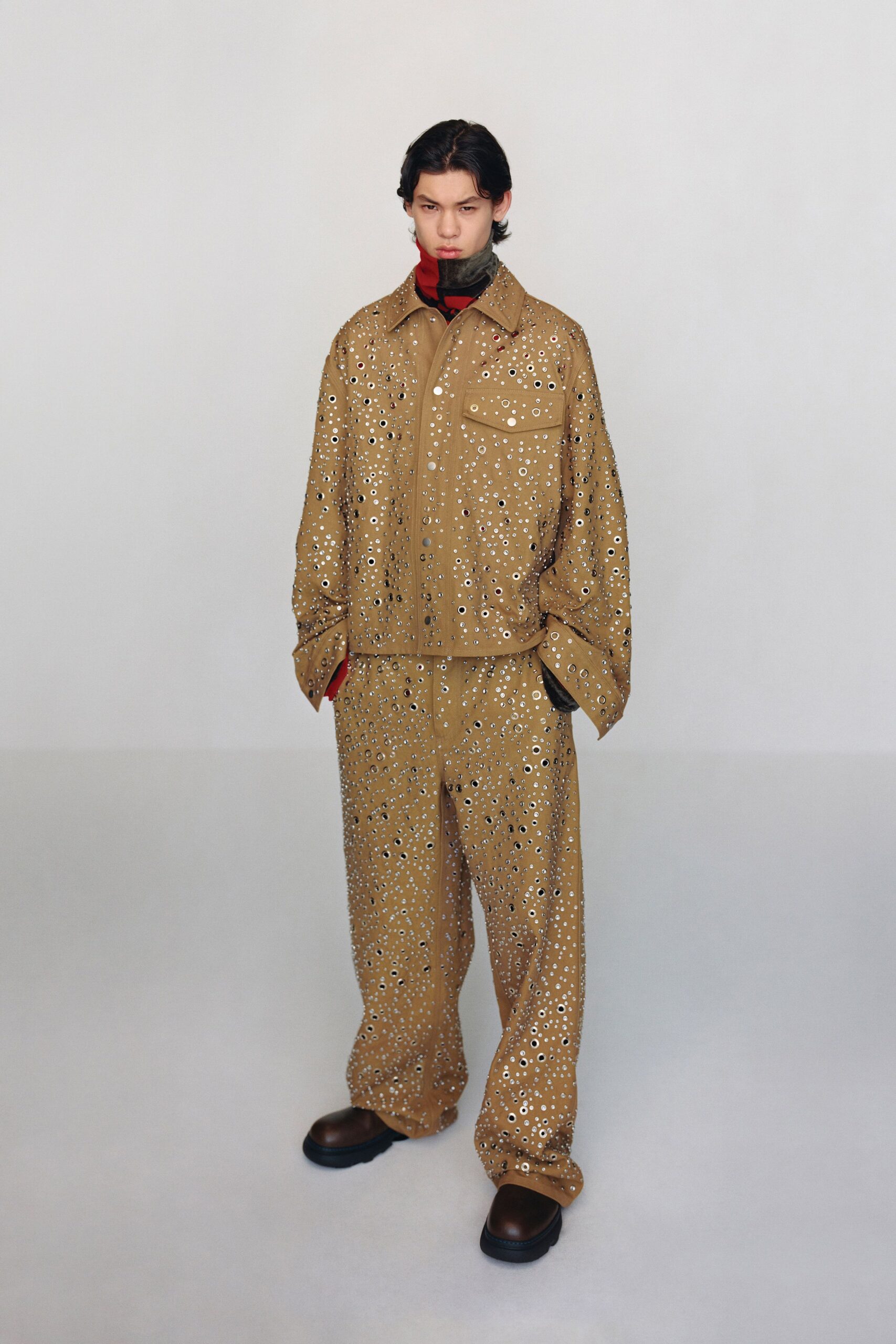 Burberry F/W 24 Look 453