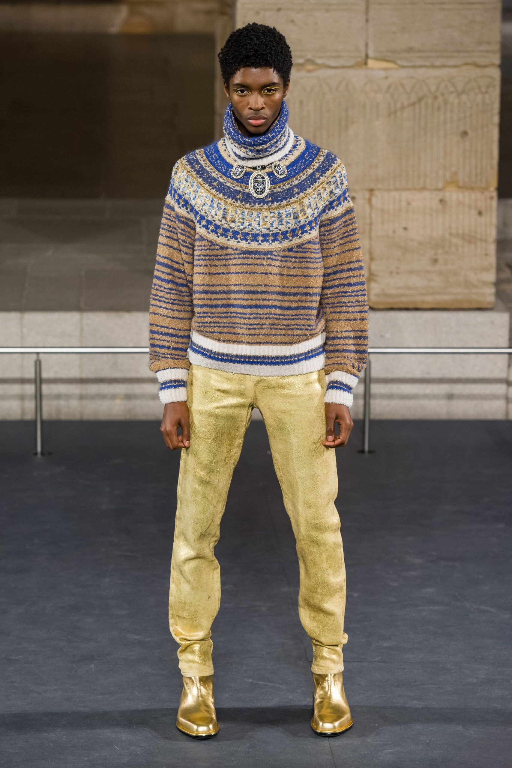 Chanel F/W 19 Look 617