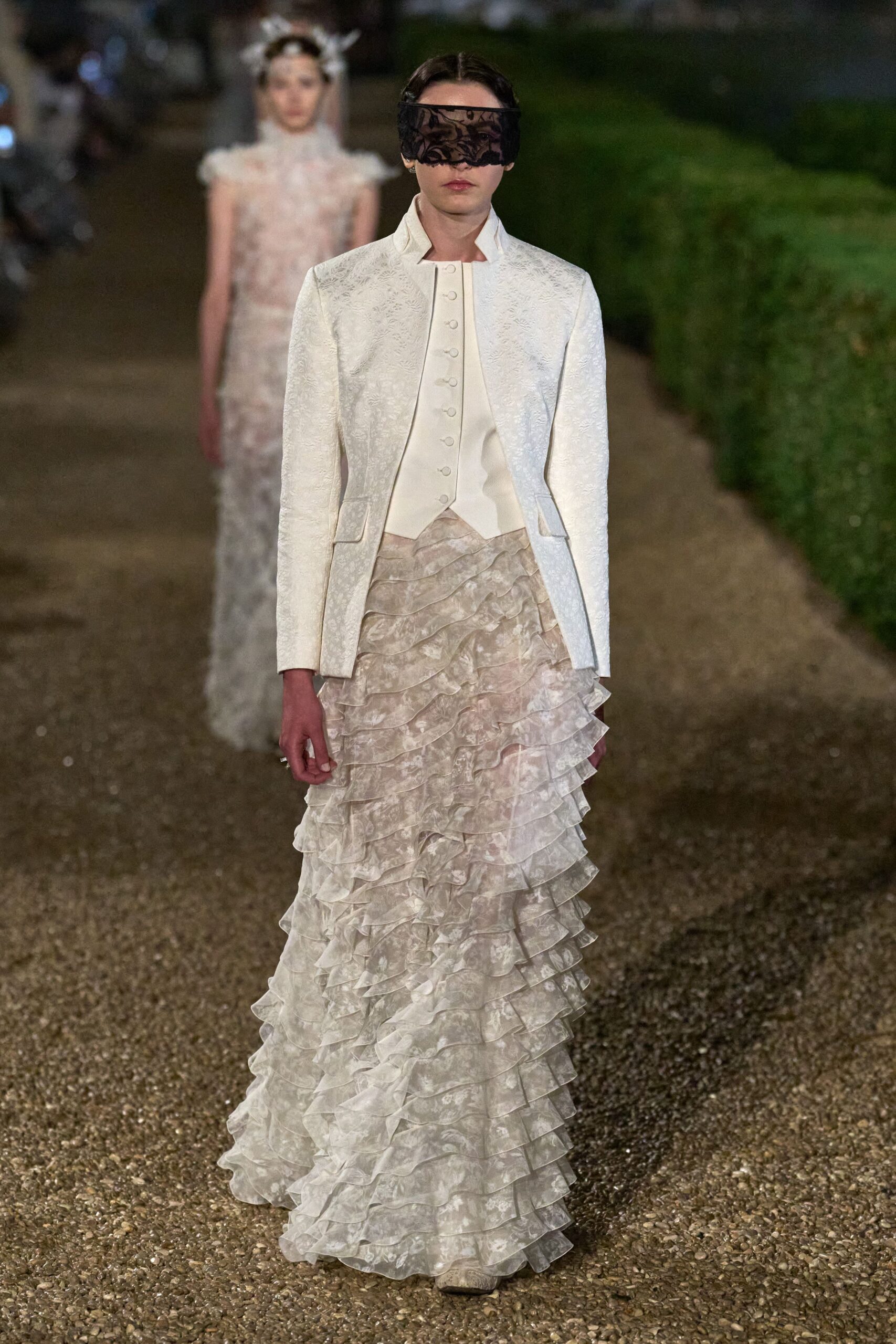 white silk long-sleeve collared tailored buttoned jacket