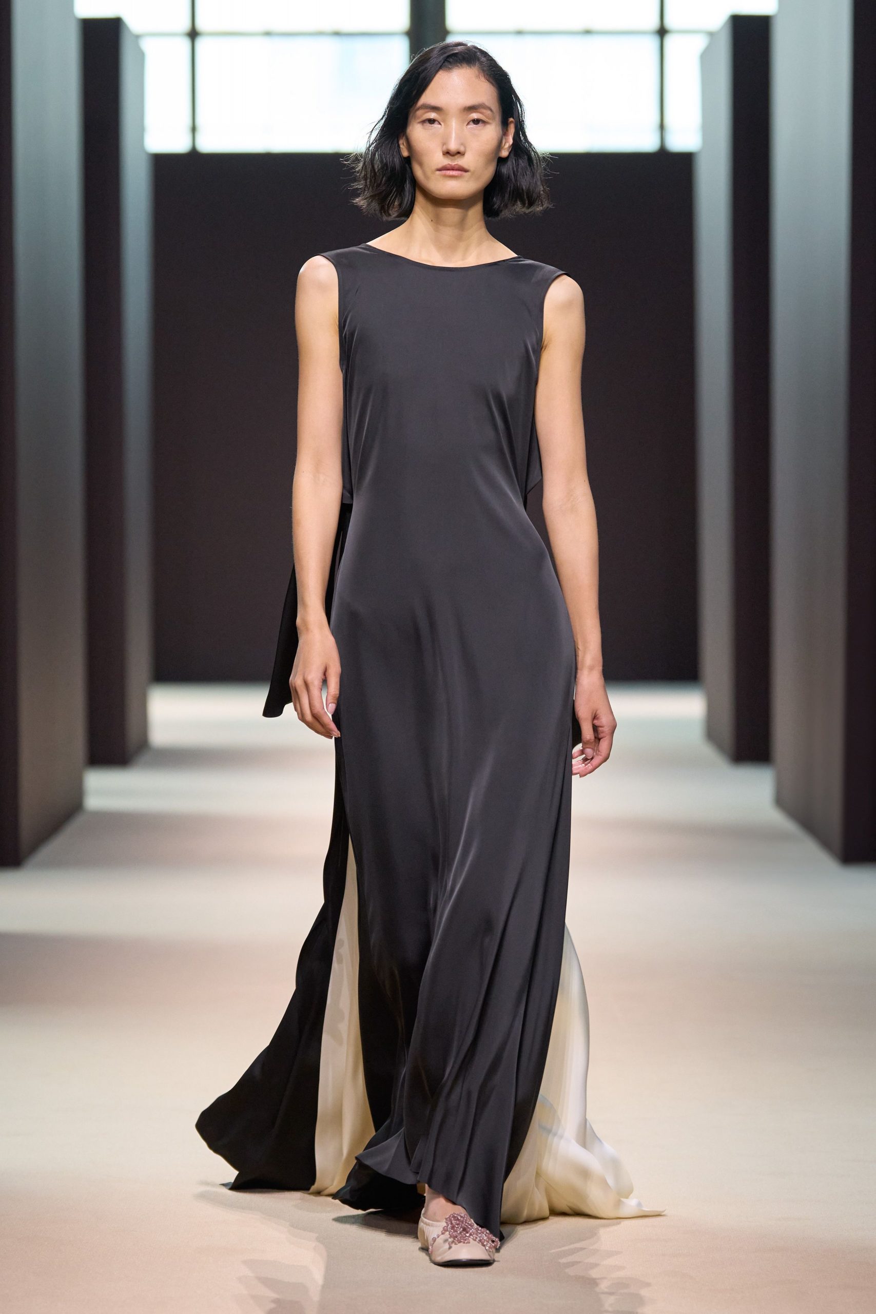 Cos F/W 24 Look 436