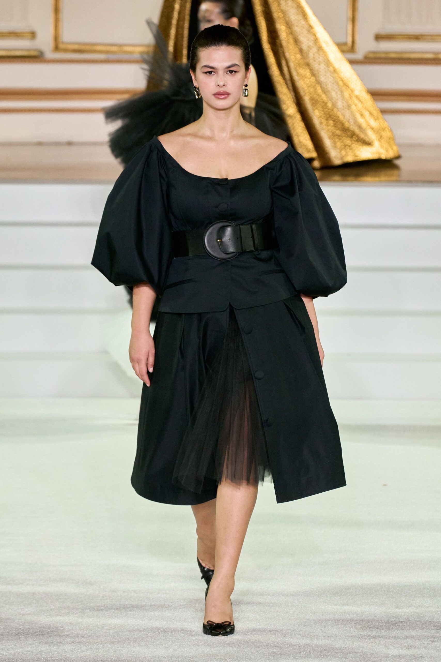 Carolina Herrera F/W 23 Look 475
