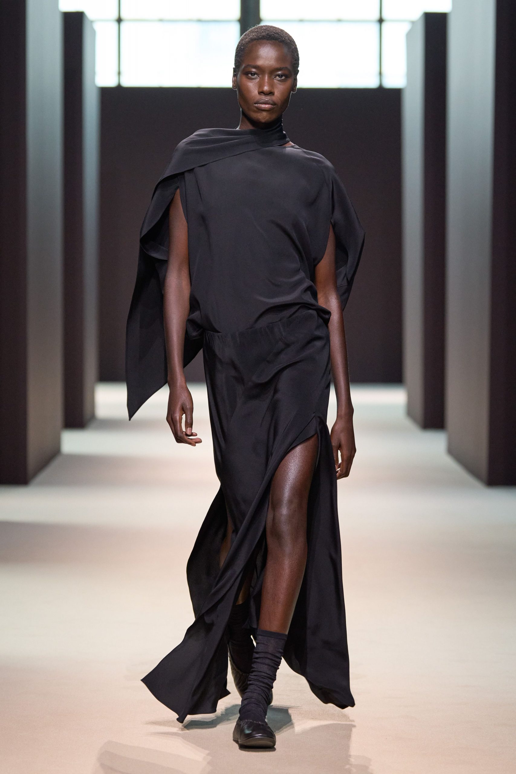 Cos F/W 24 Look 456