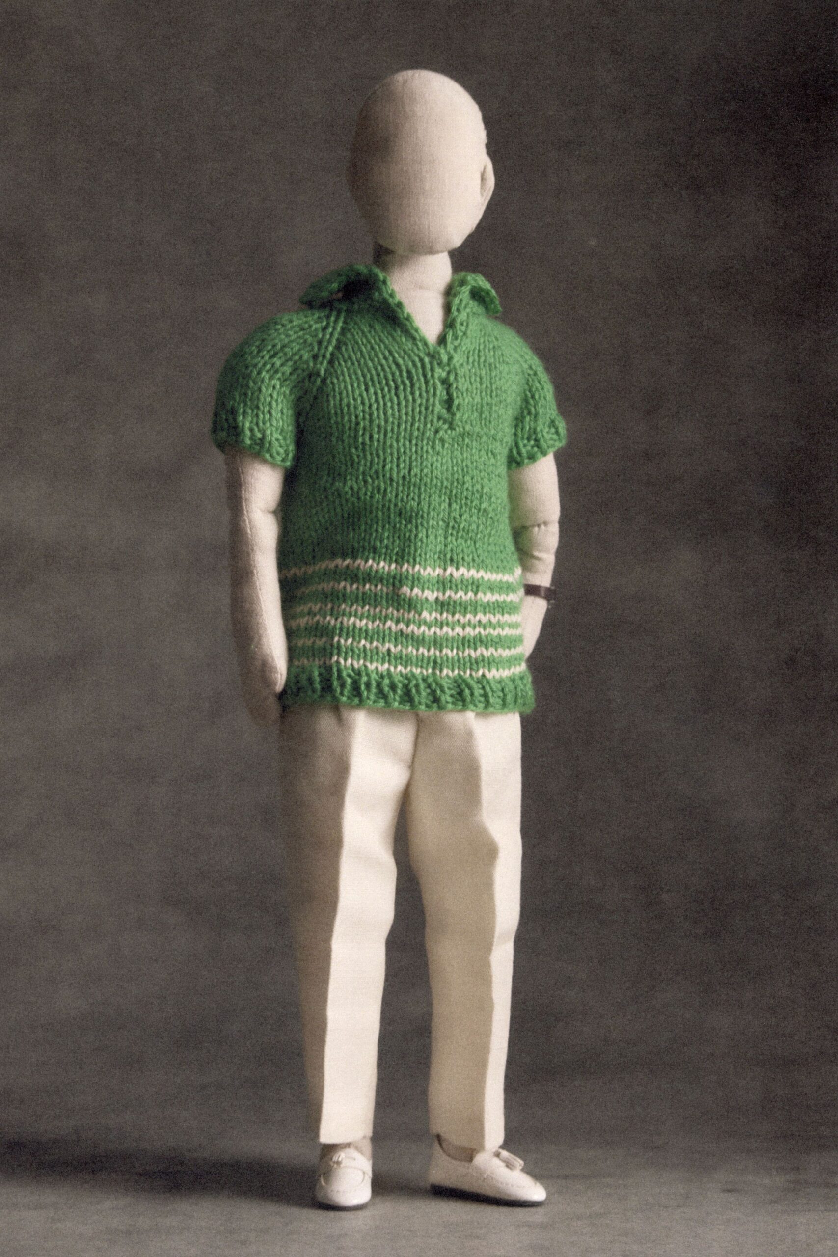 green knit short-sleeve collared relaxed striped ribbed top