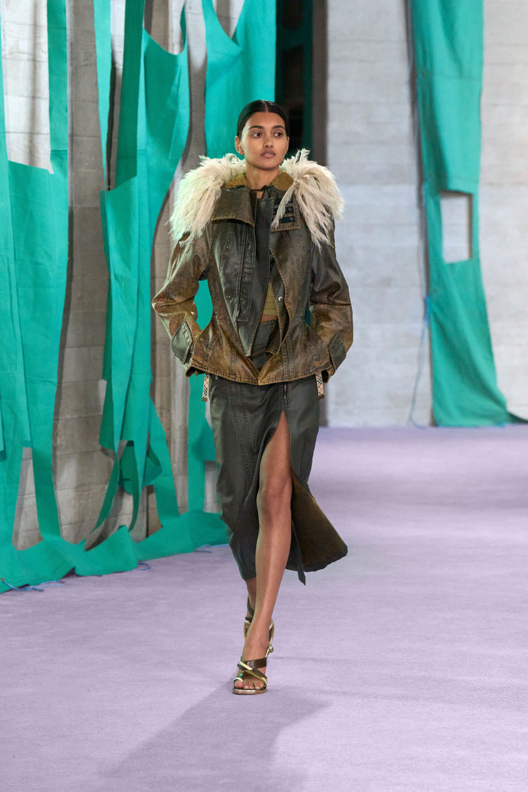 Burberry S/S 25 Look 539