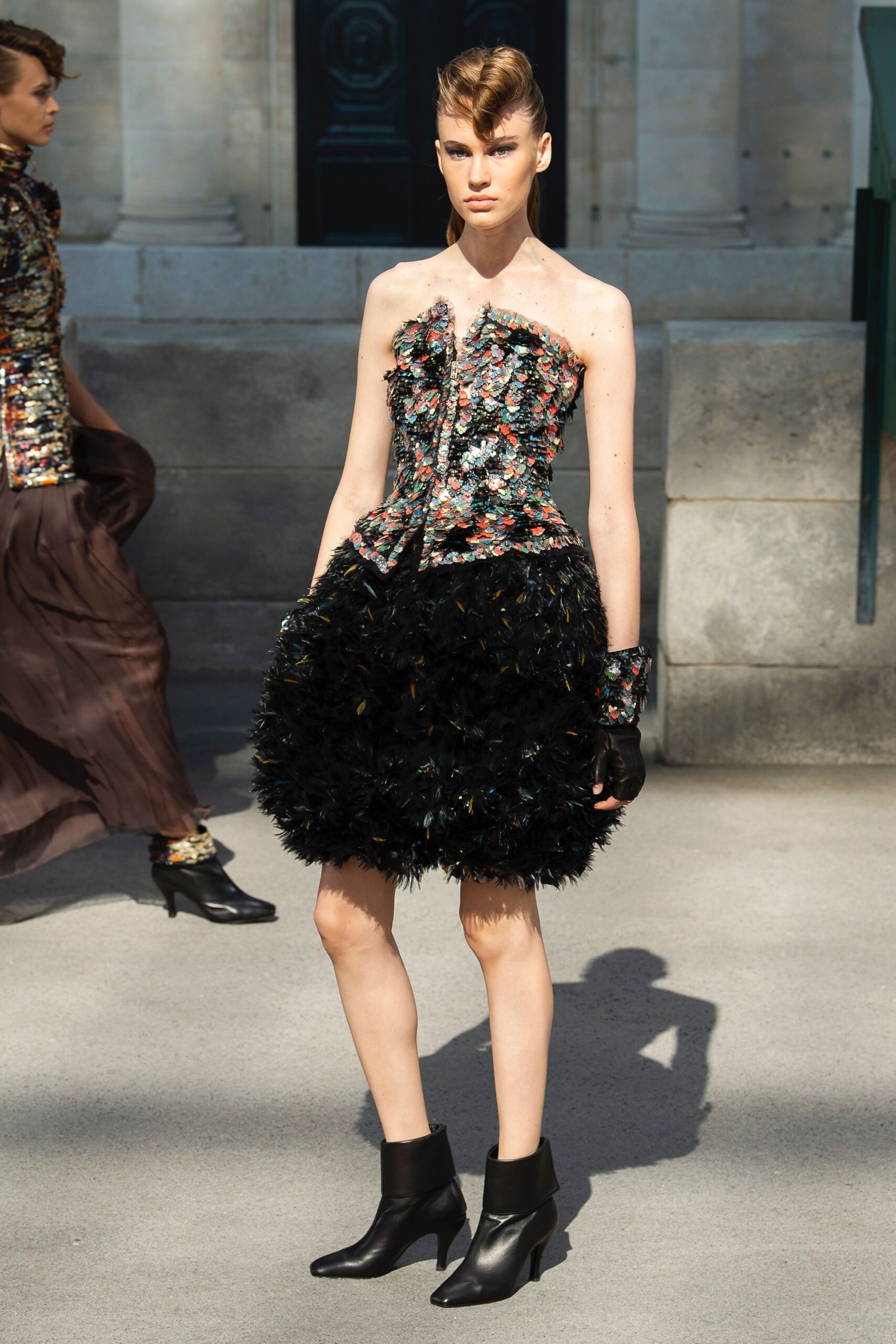 Chanel F/W 18 Couture Look 631