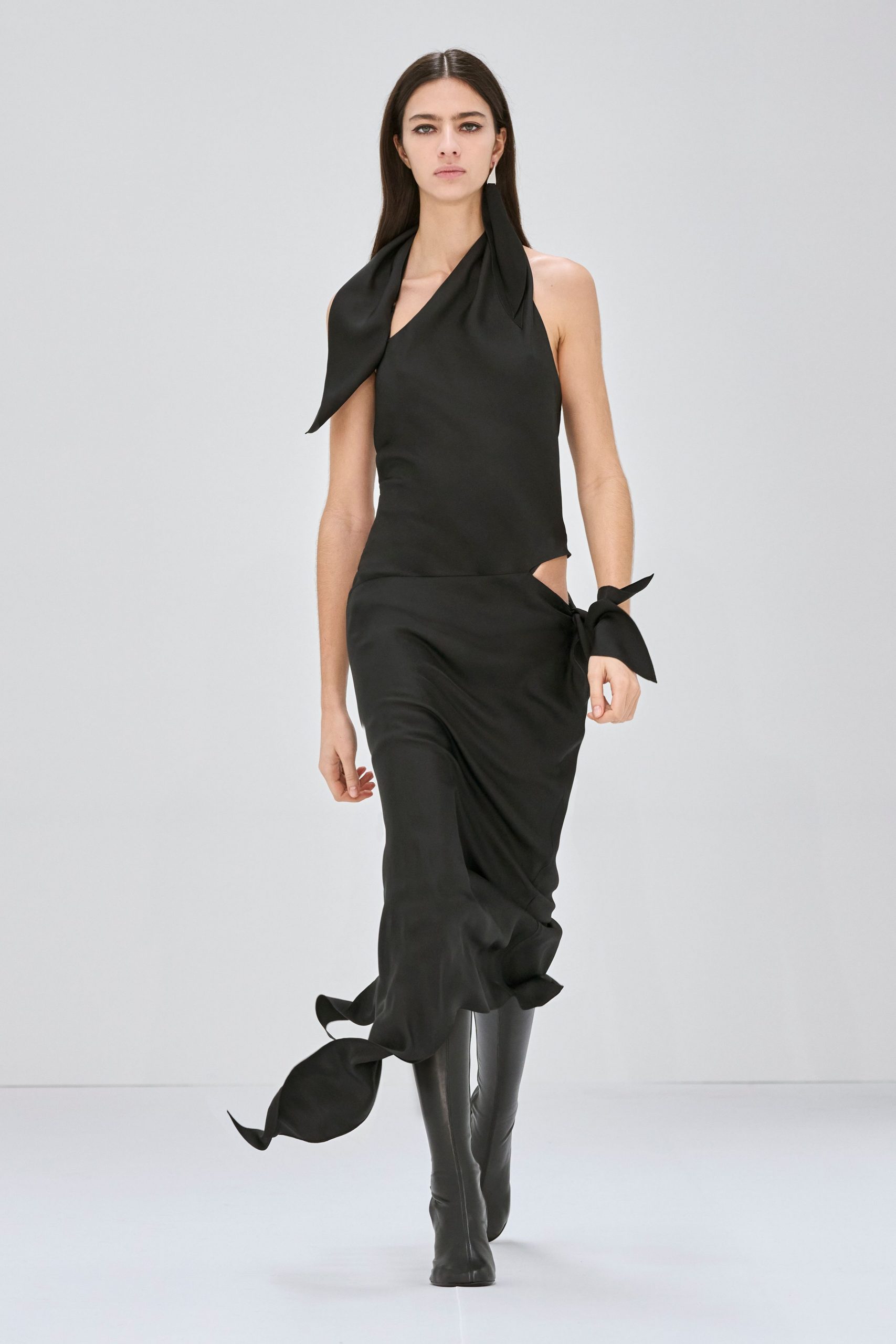 Courrèges F/W 24 Look 136