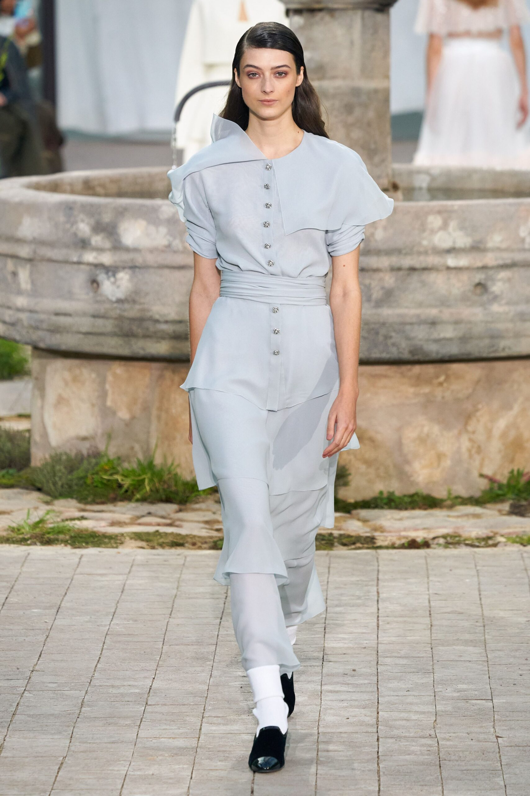 Chanel S/S 20 Couture Look 725