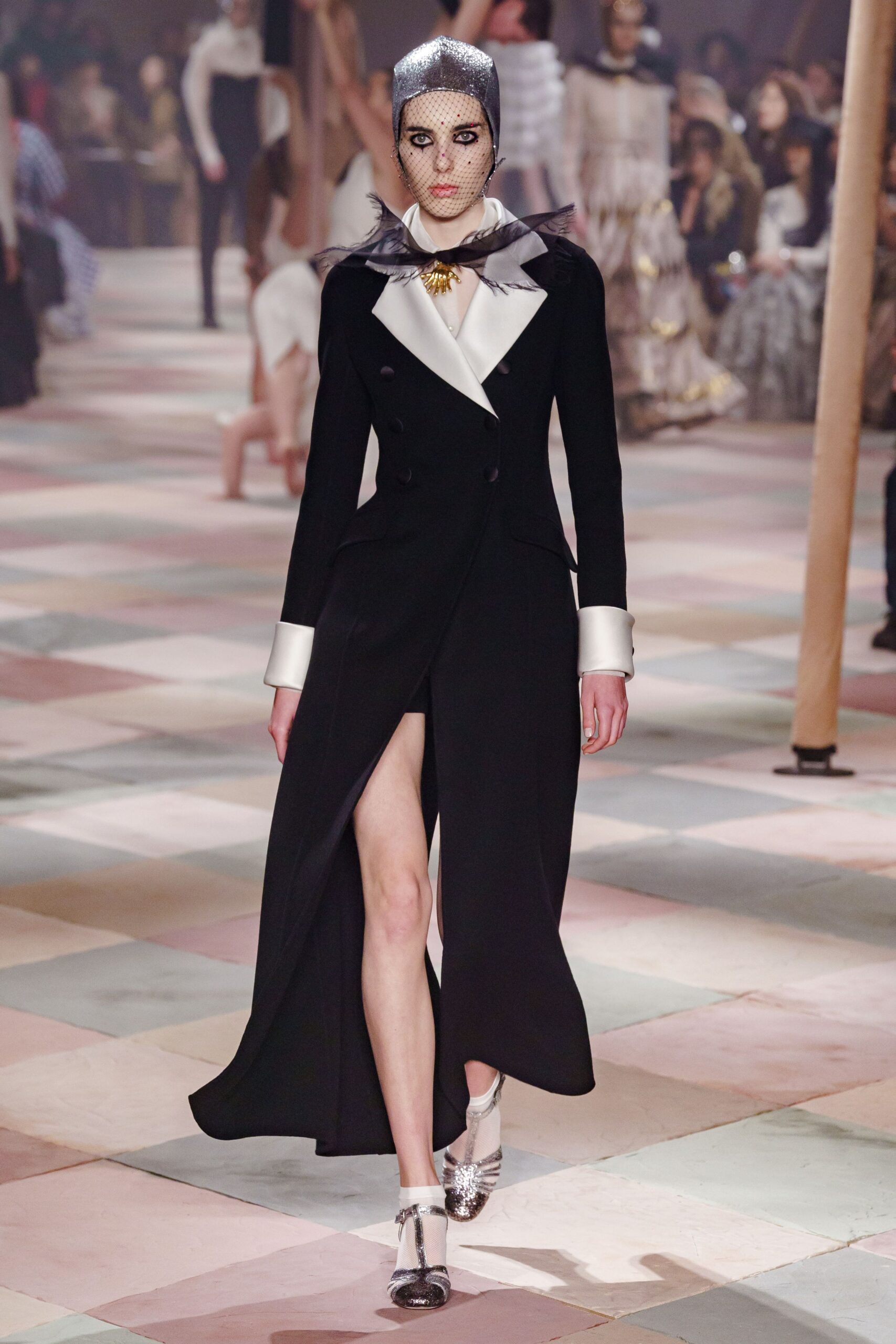 Christian Dior S/S 19 Couture Look 686