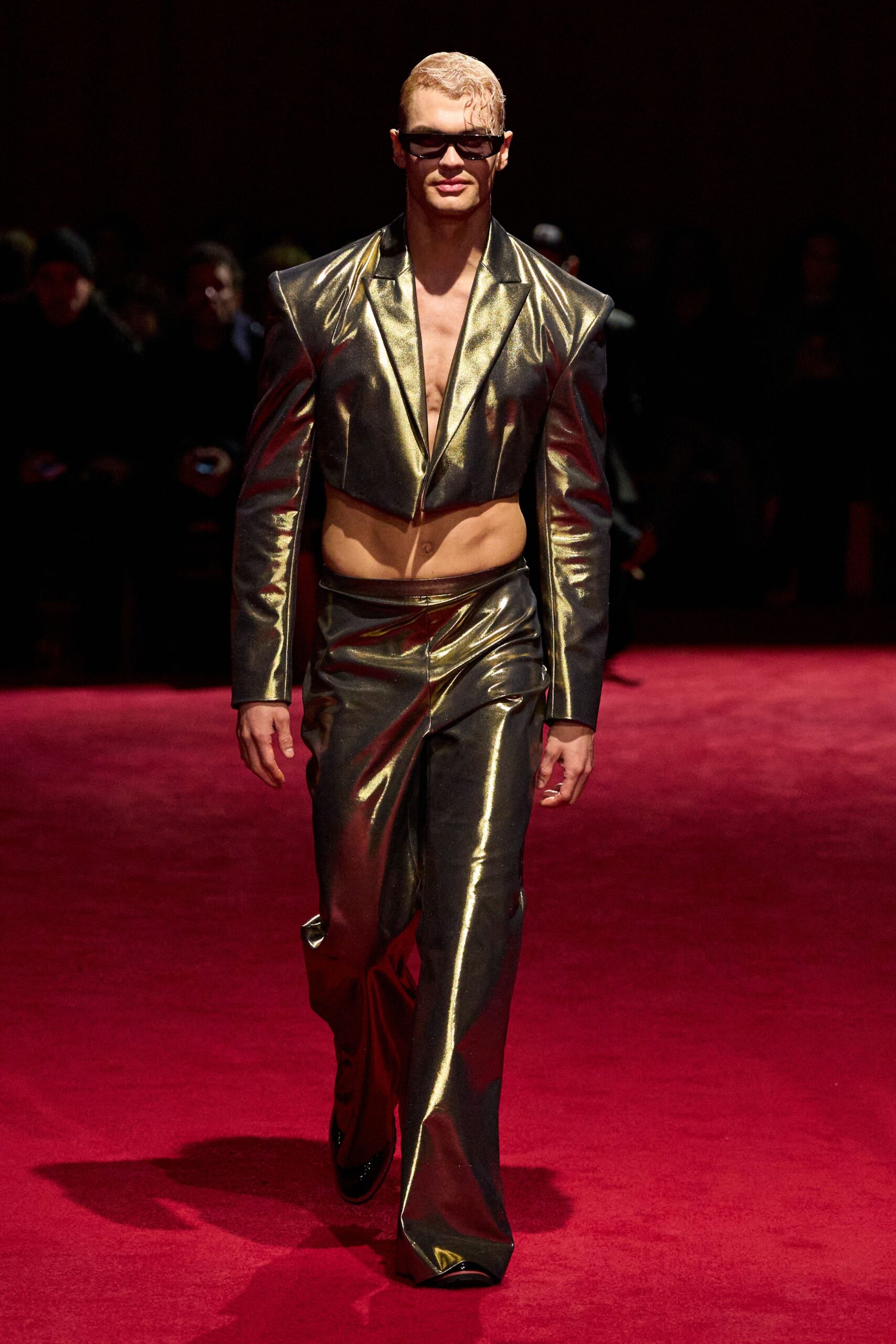 gold metallic short-sleeve collared fitted structured shiny blazer