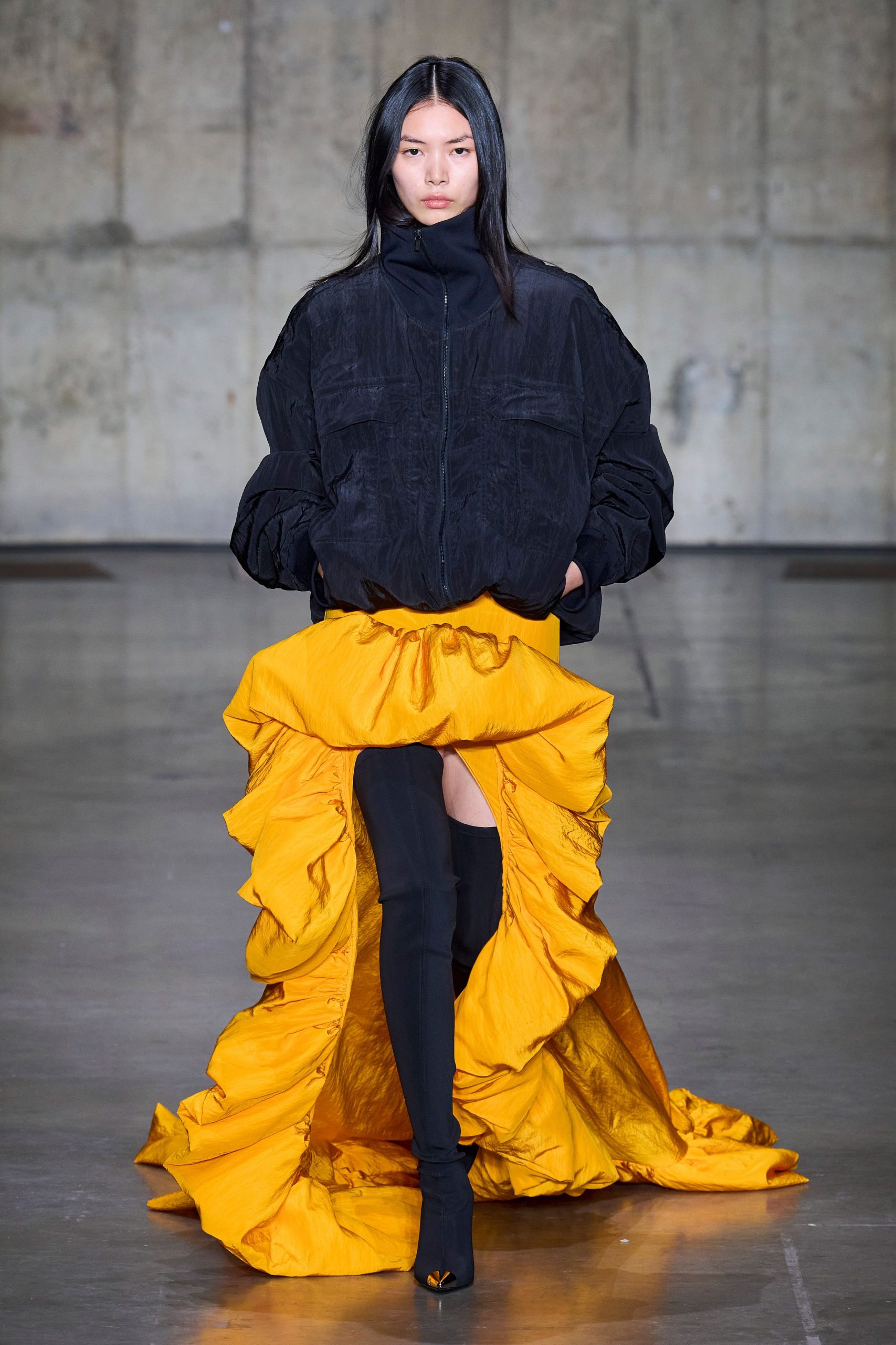 David Koma S/S 24 Look 152