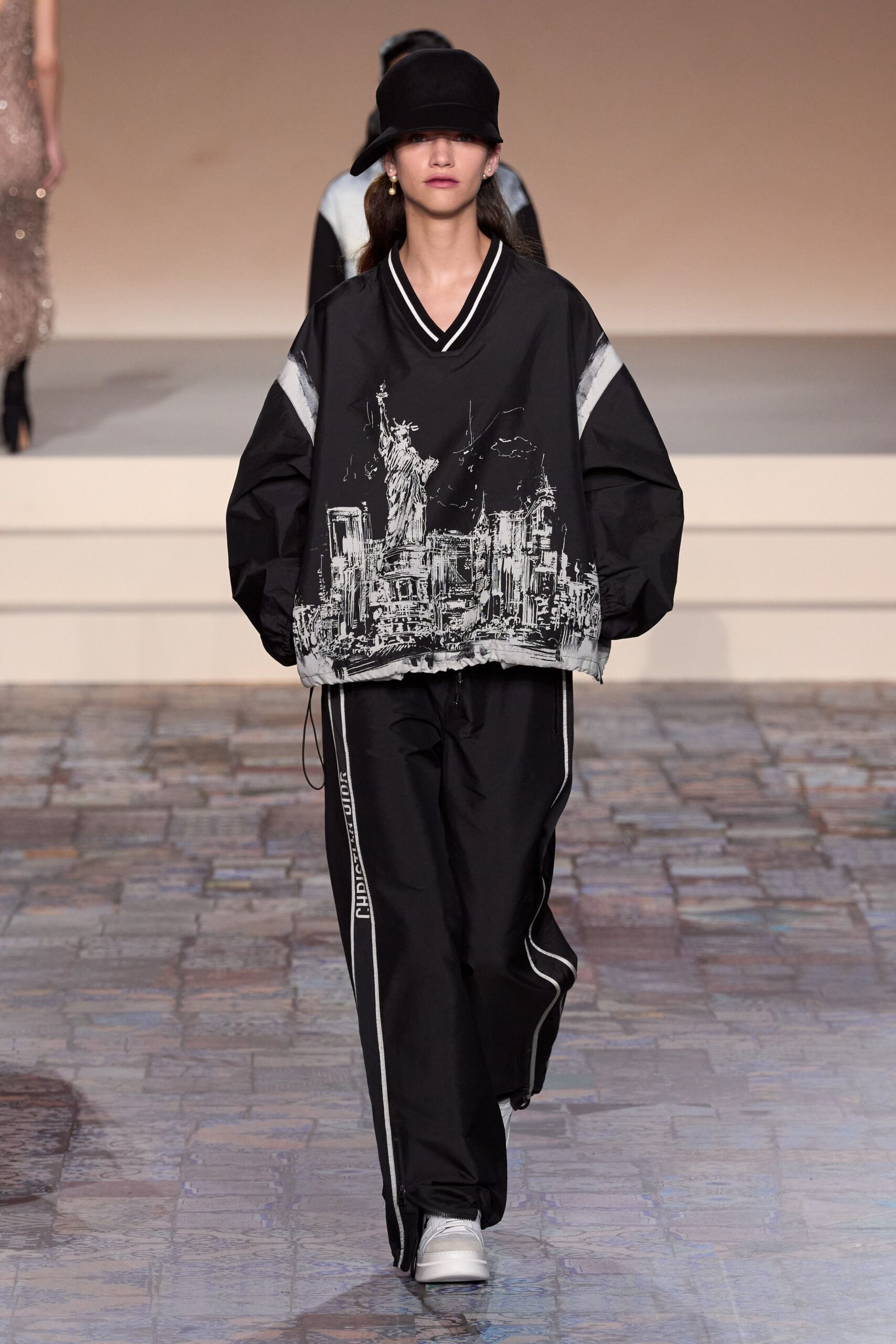Christian Dior F/W 24 Look 697