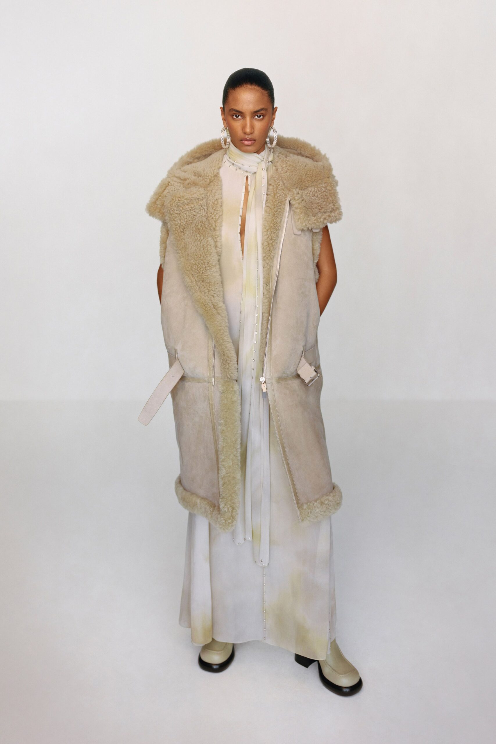 Burberry F/W 24 Look 509