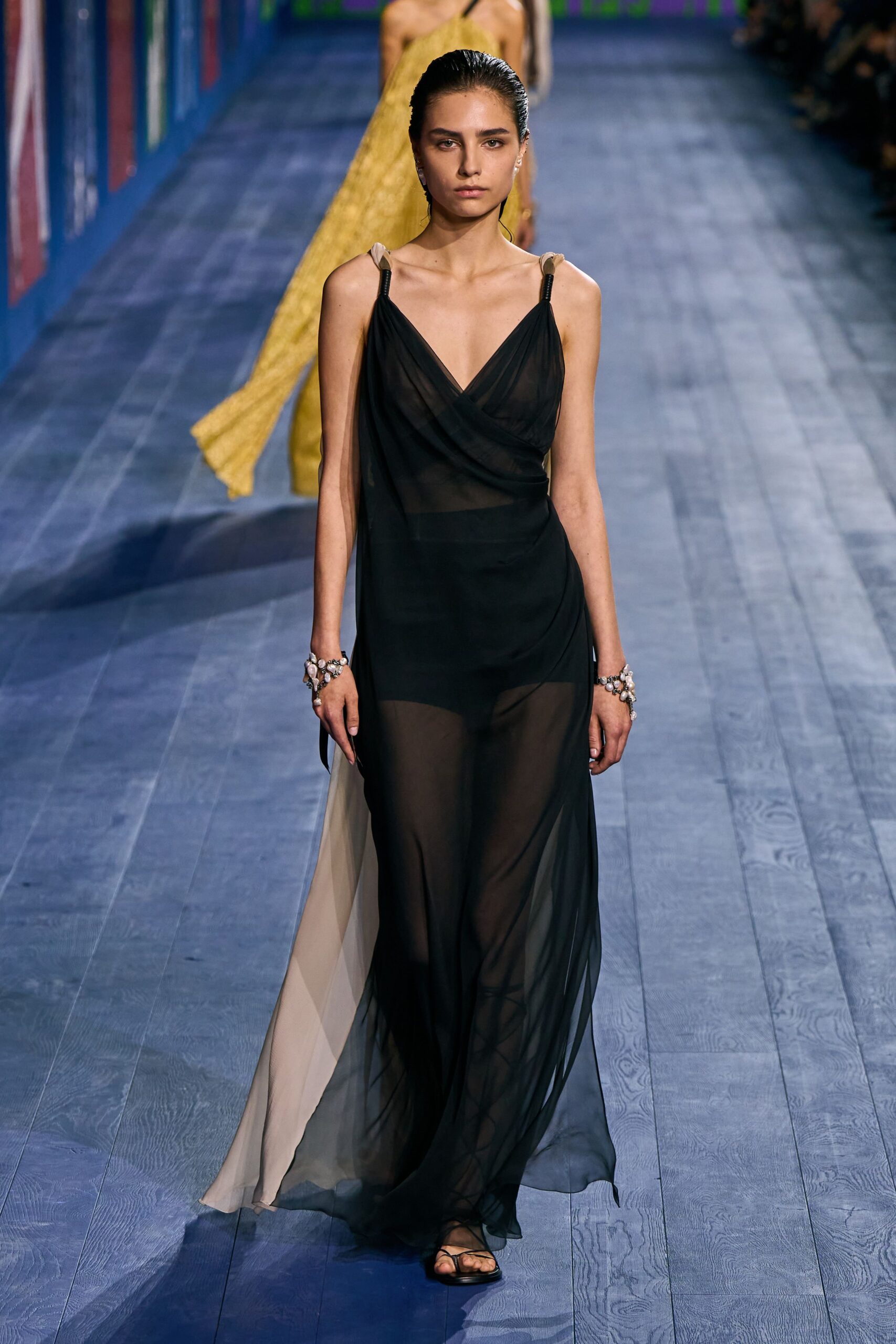 Christian Dior F/W 24 Couture Look 692