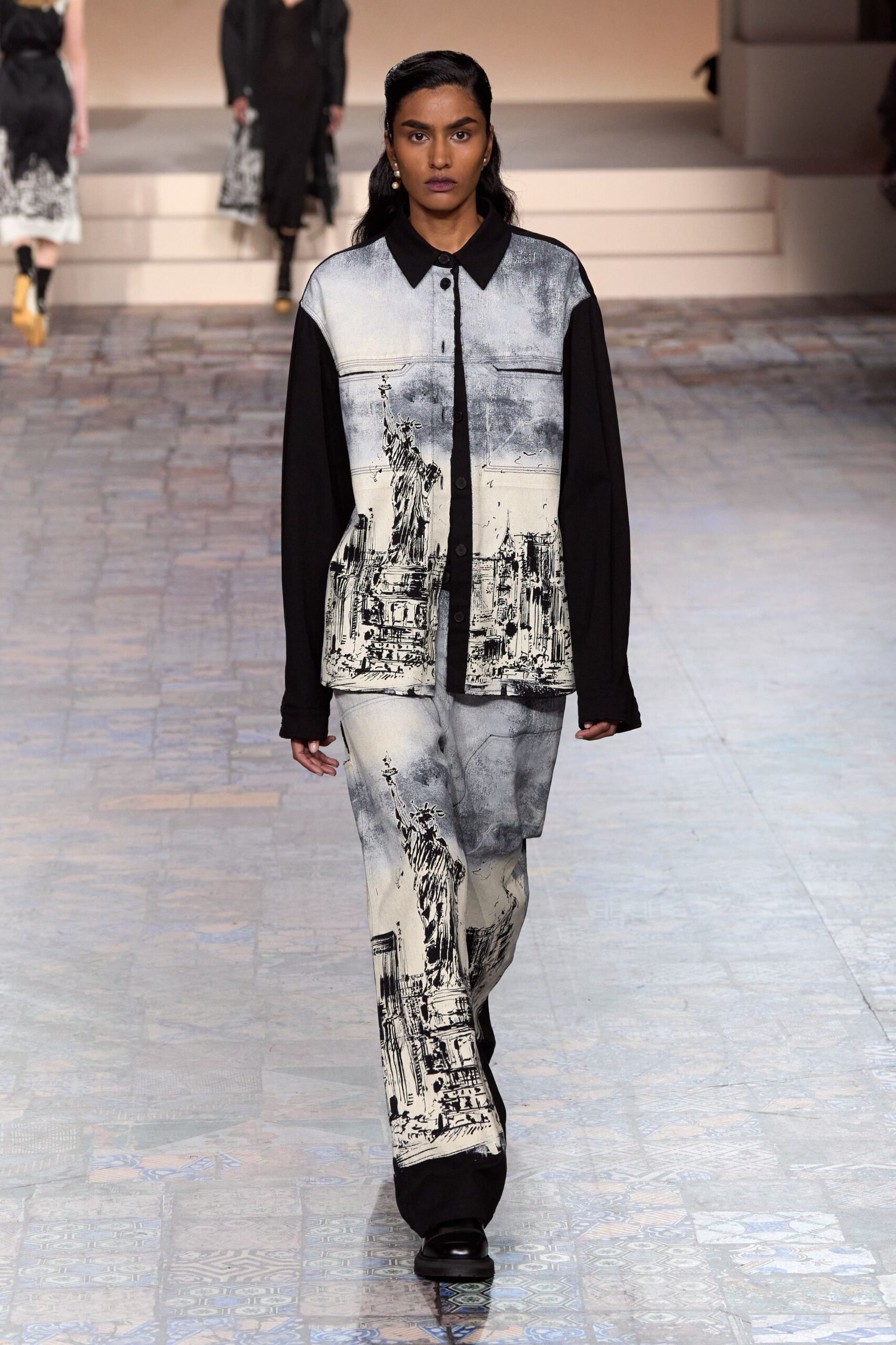 Christian Dior F/W 24 Look 700