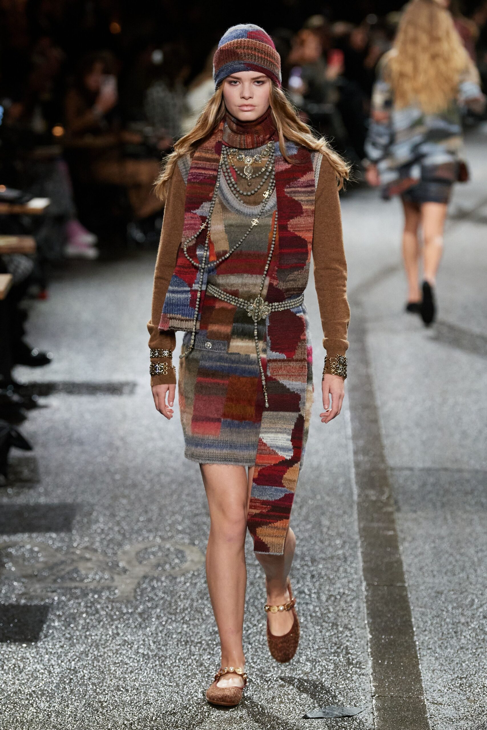 Chanel F/W 24 Look 665