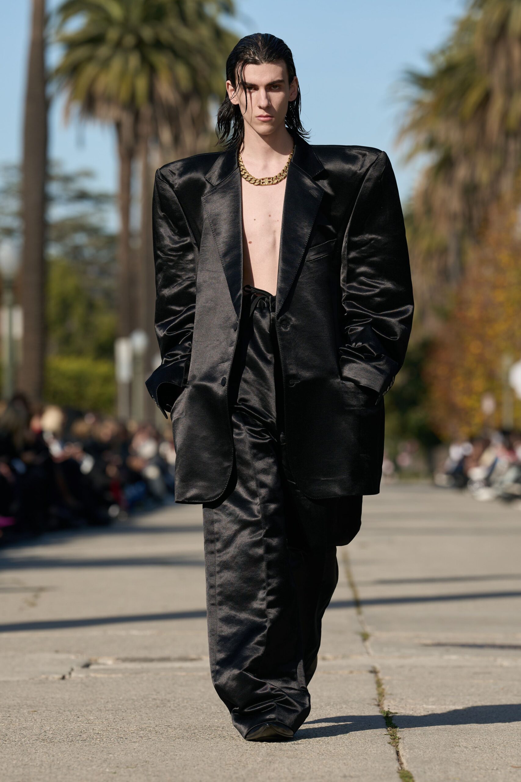Balenciaga F/W 24 Look 529