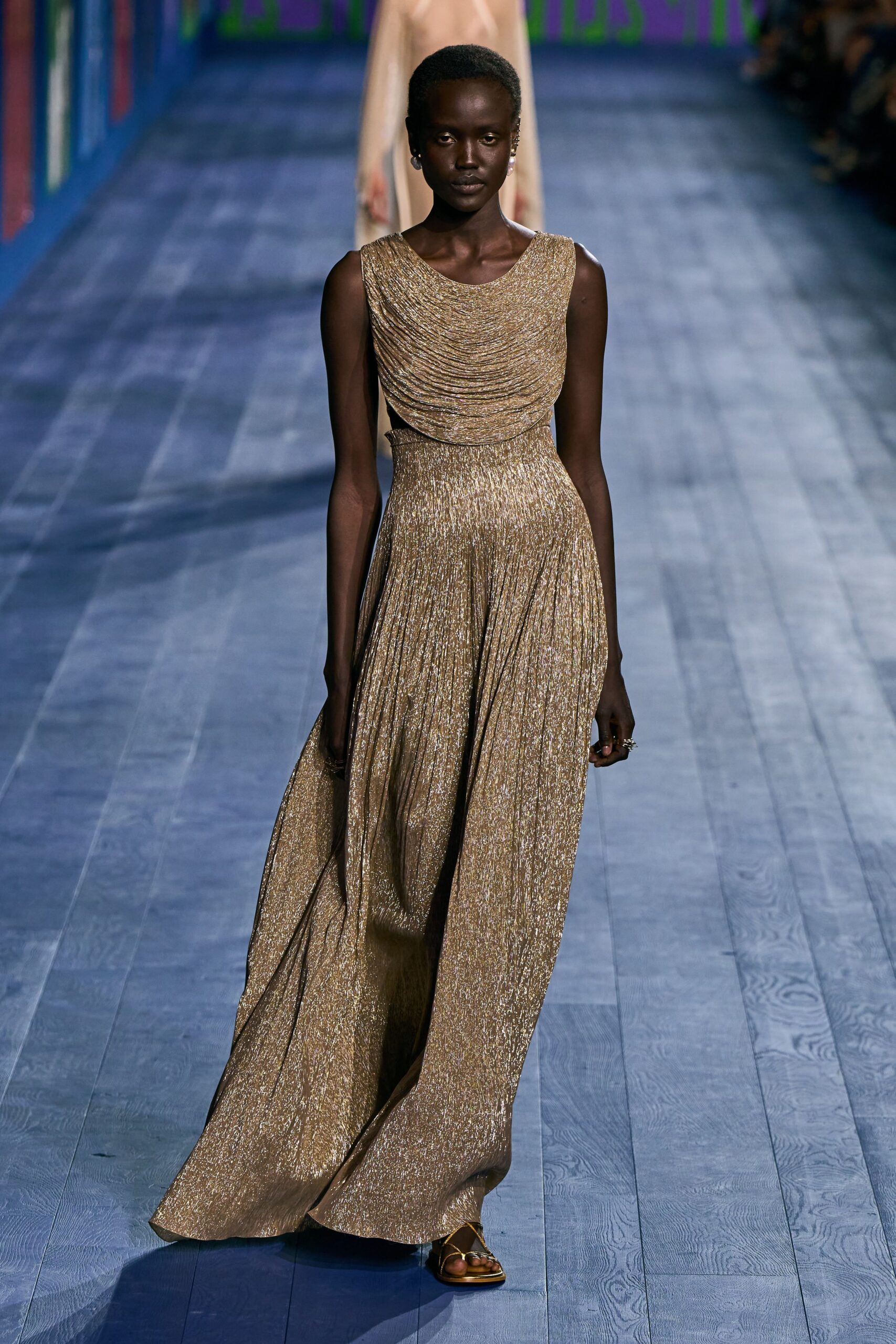 Christian Dior F/W 24 Couture Look 715