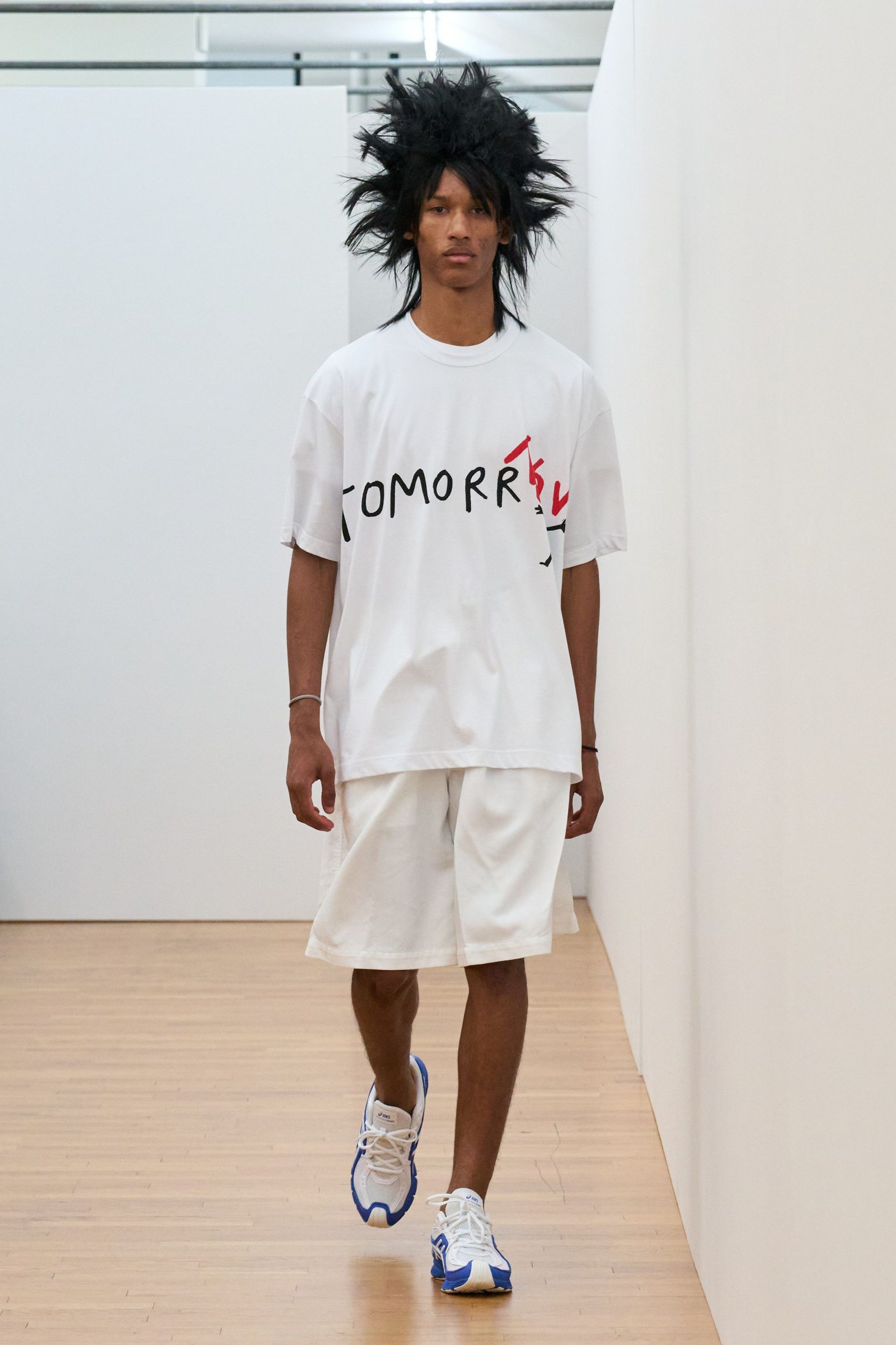 white relaxed t-shirt and shorts