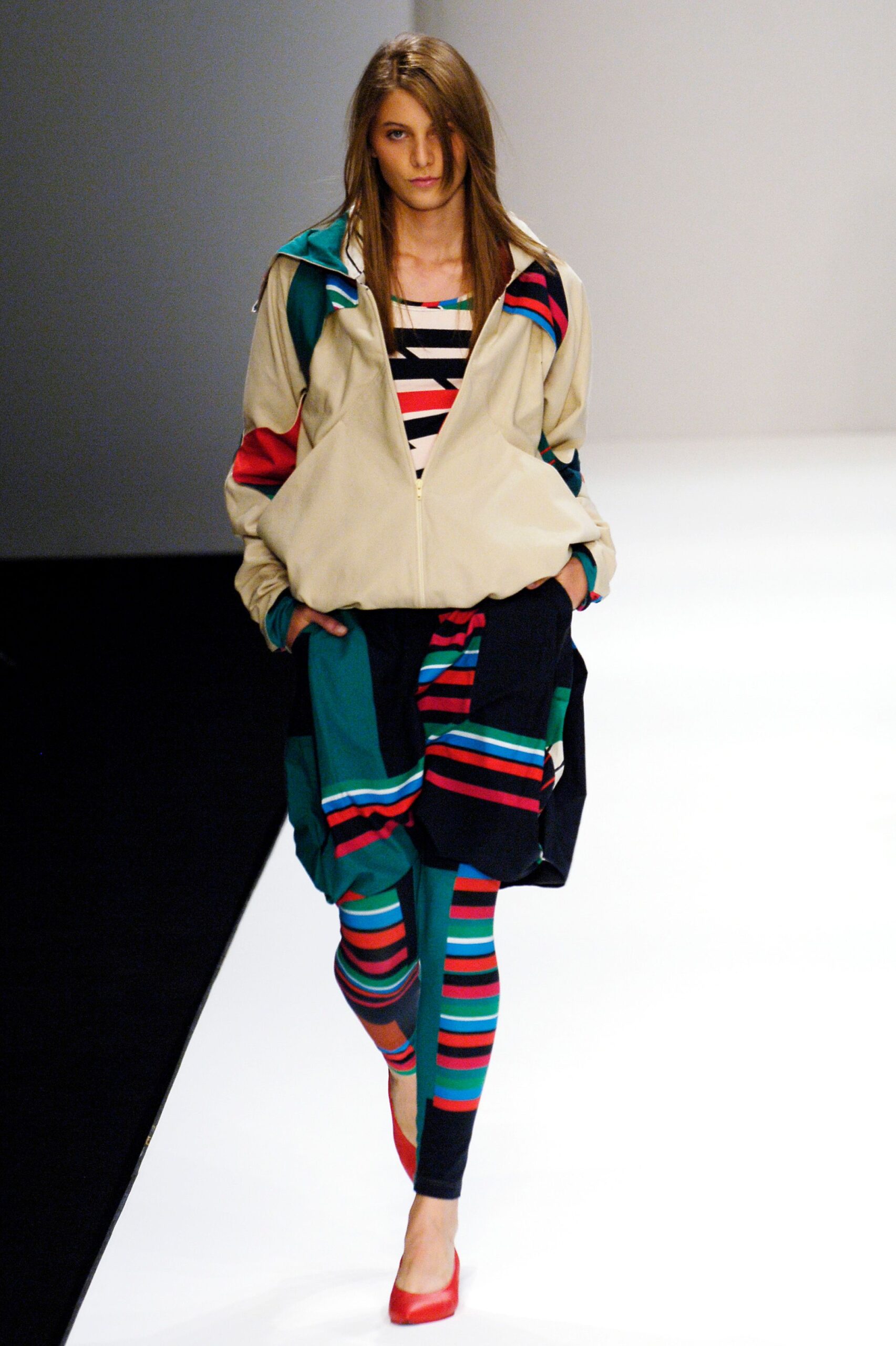 ivory unknown long-sleeve hooded relaxed zippered color-blocked jacket