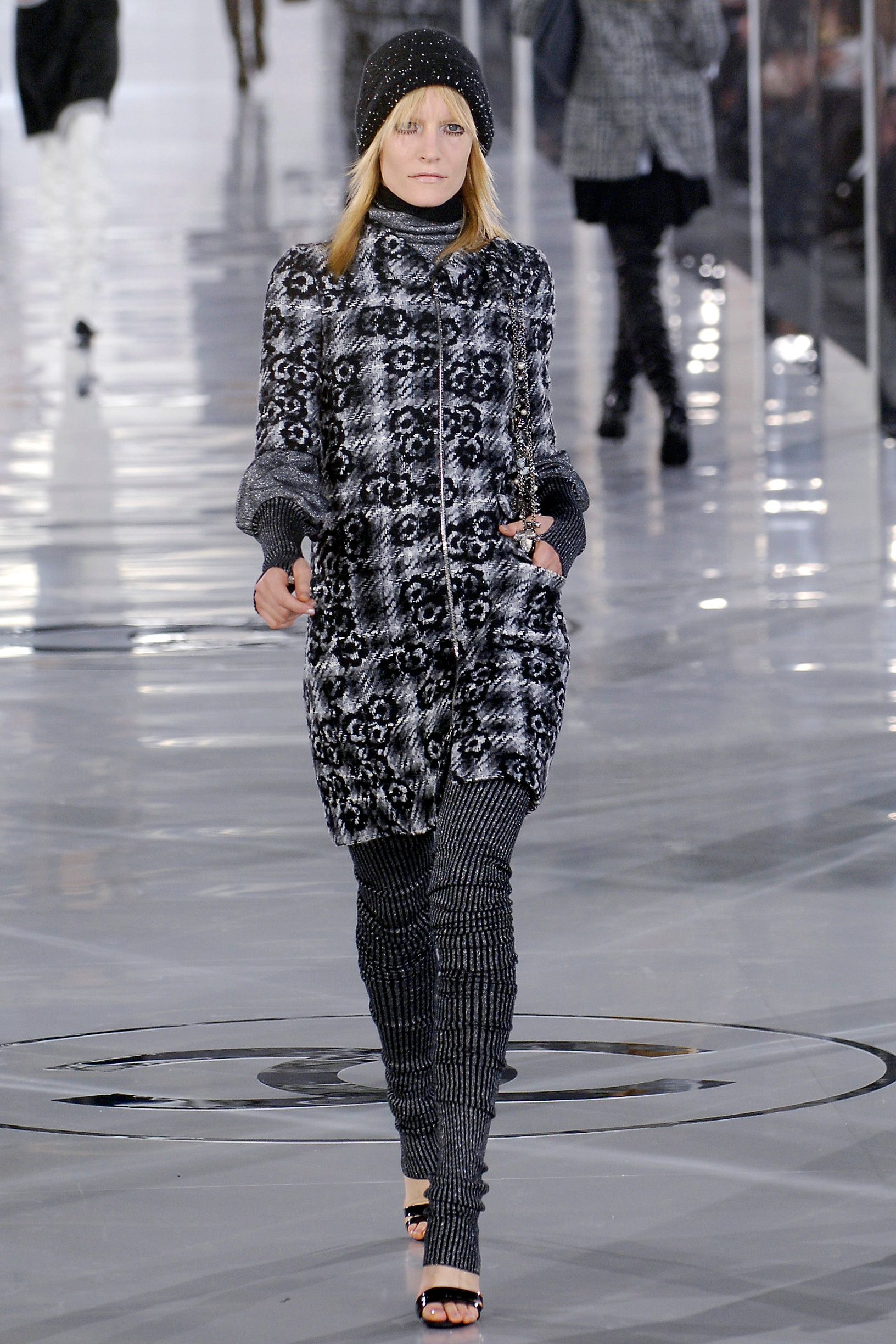 Chanel F/W 05 Look 67