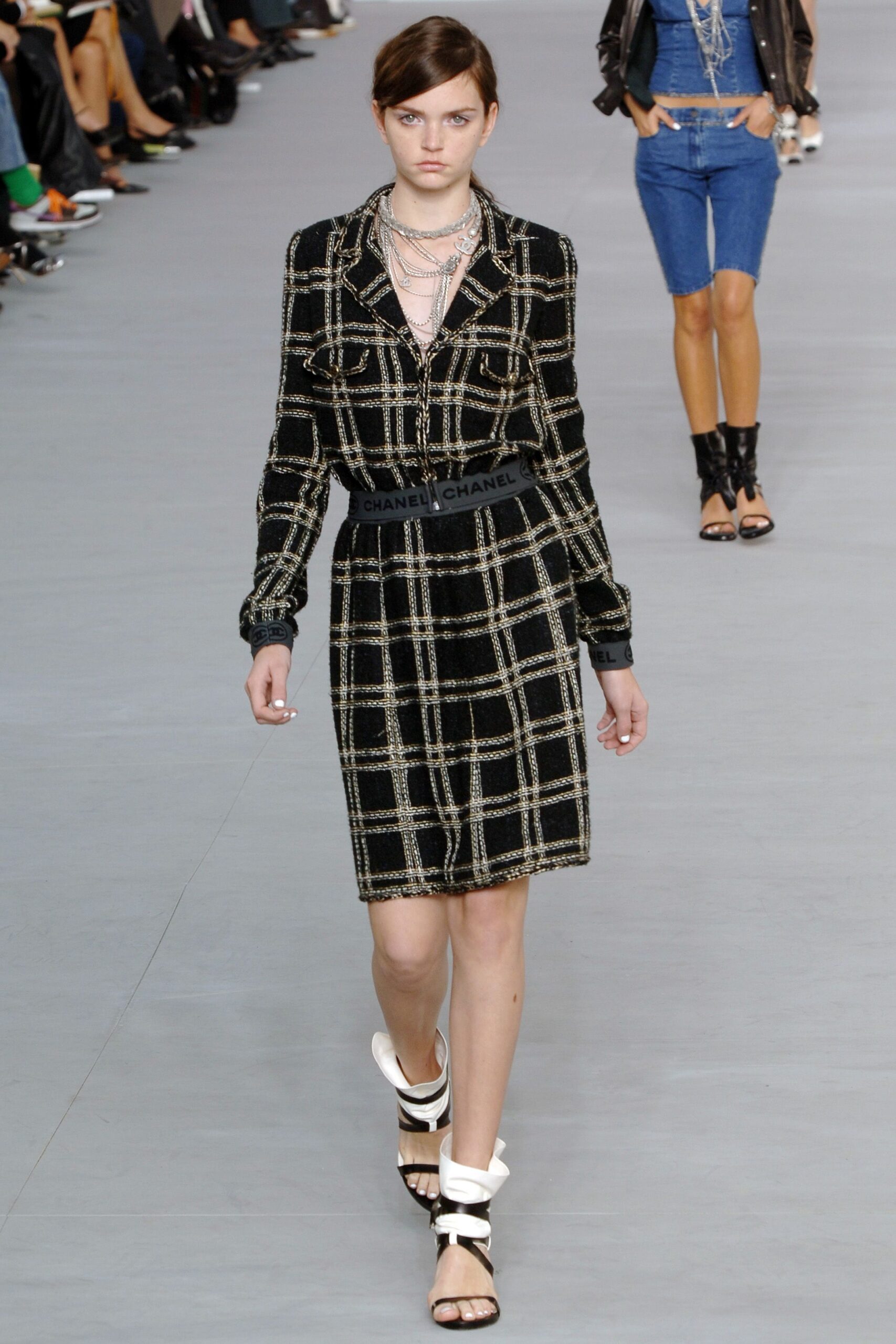 Chanel S/S 06 Look 33