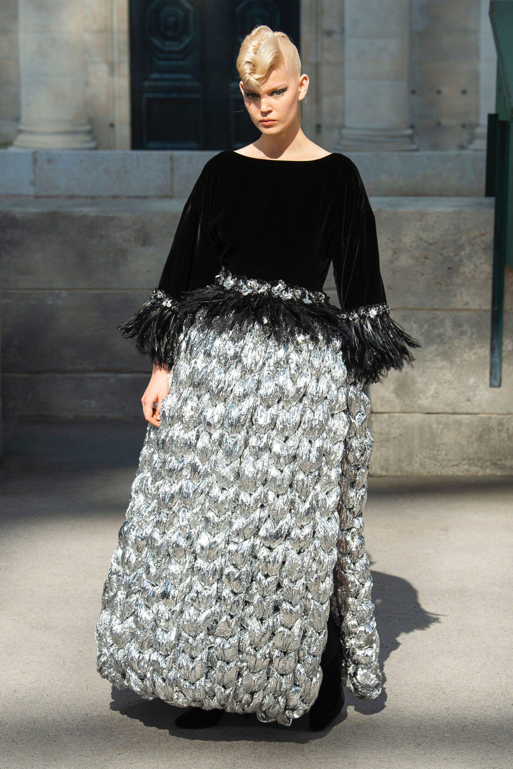 Chanel F/W 18 Couture Look 726