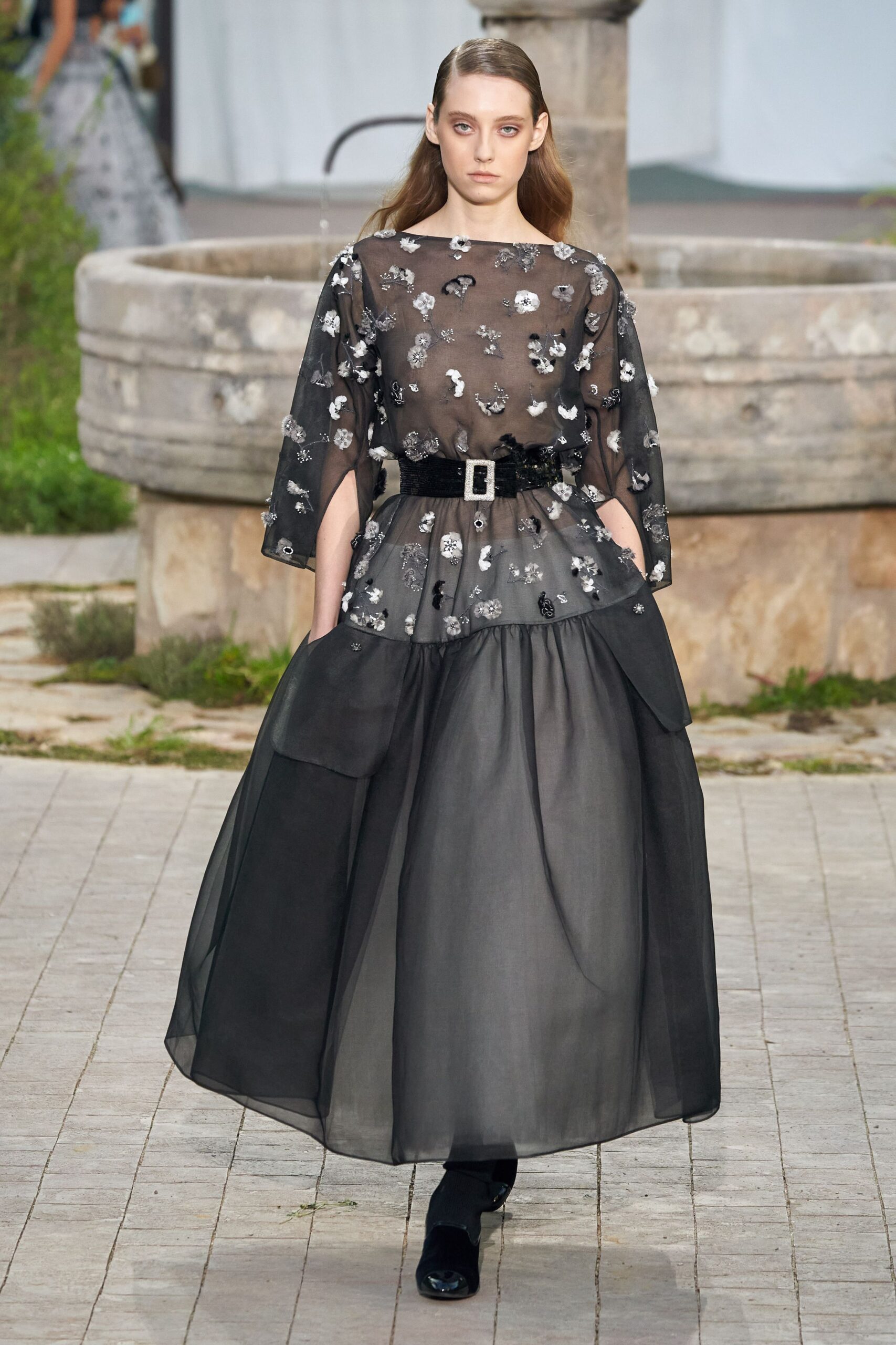 Chanel S/S 20 Couture Look 837